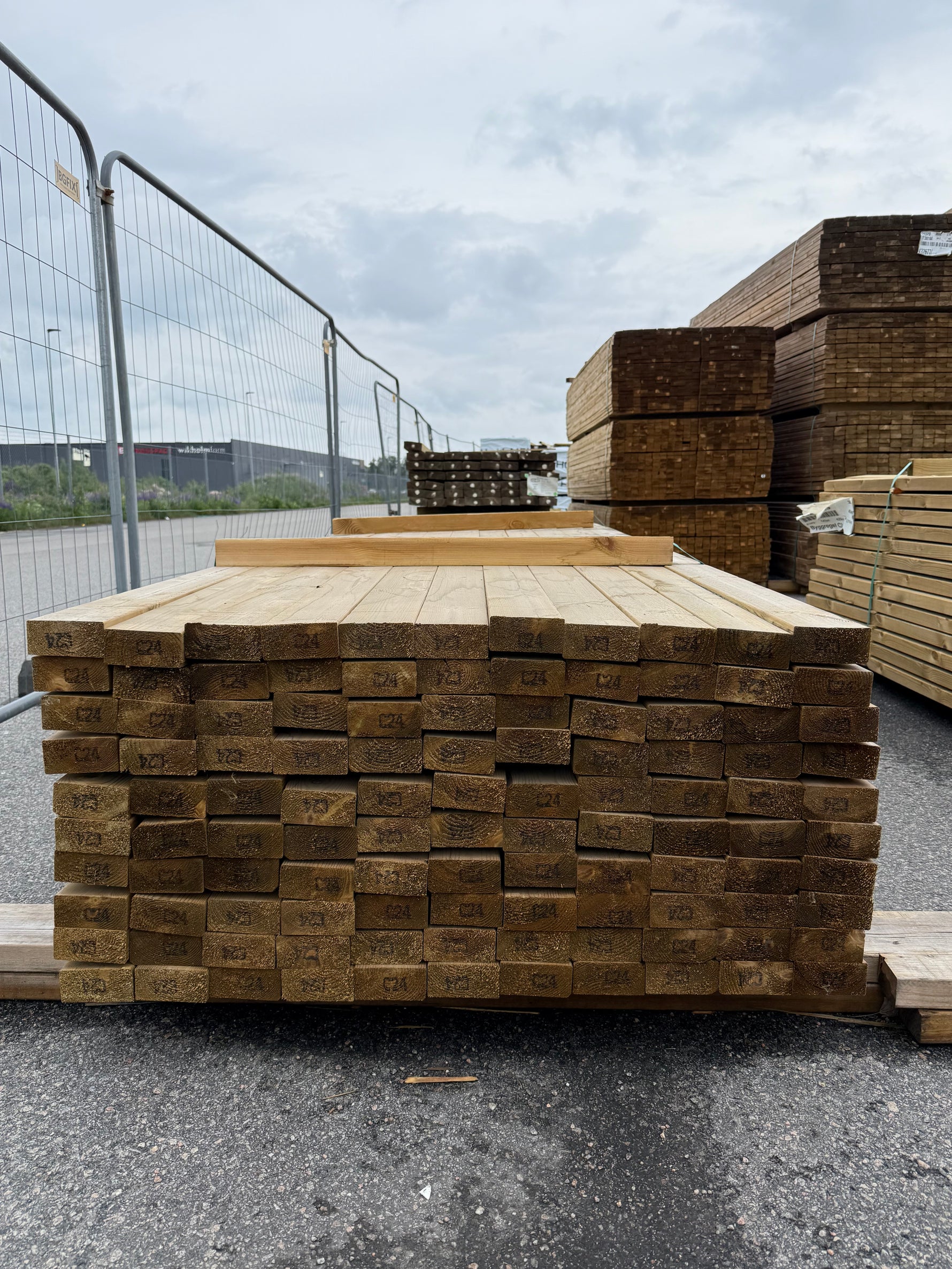 Paket Tryckimpregnerade Reglar 45x95mm, 110st 3,0m (C24)