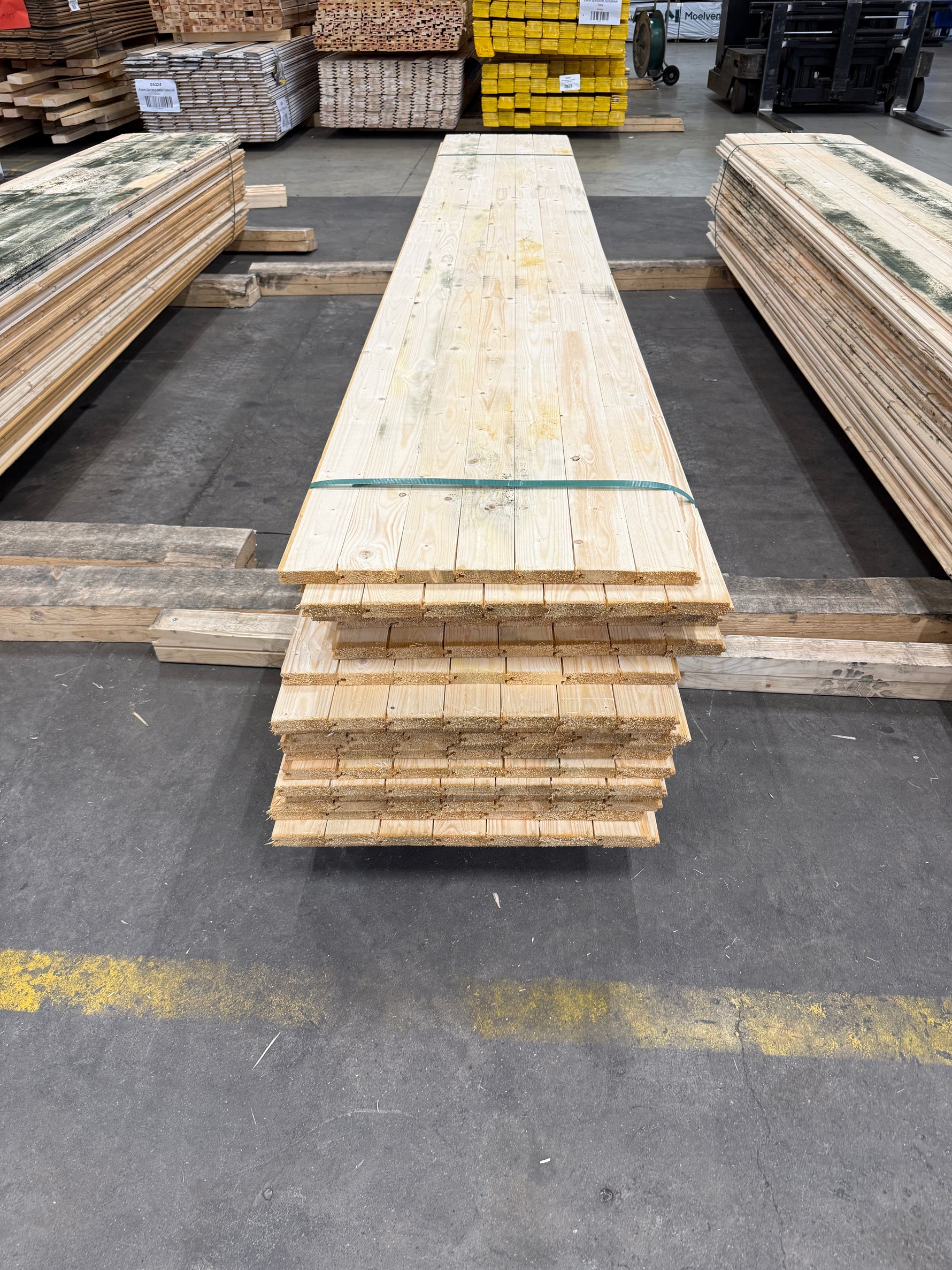 Parti Råspontluckor 20x540x3600mm 20st (Fuktskadad)