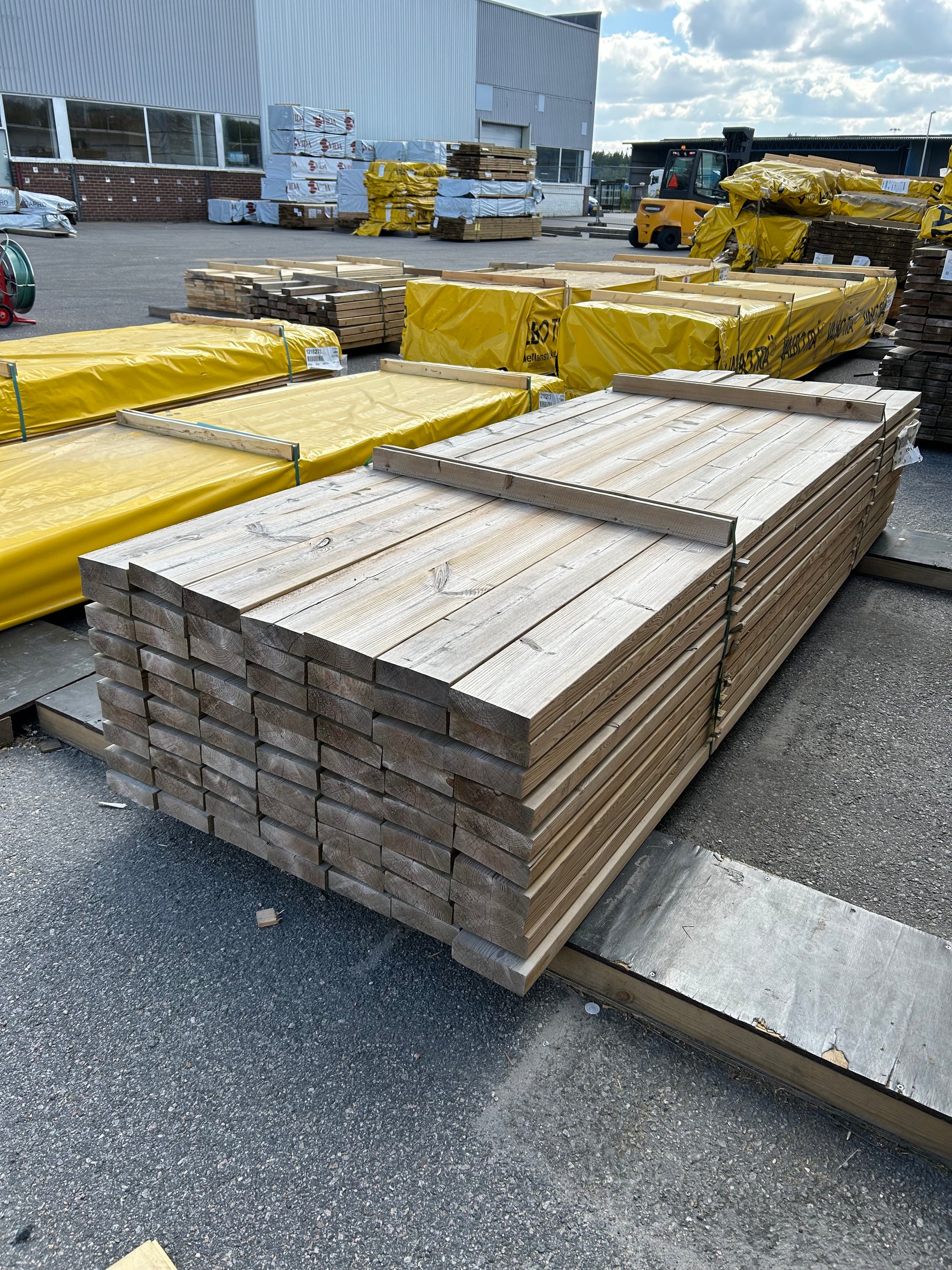 Paket Tryckimpregnerade Reglar 45x145mm 3,00m 70st