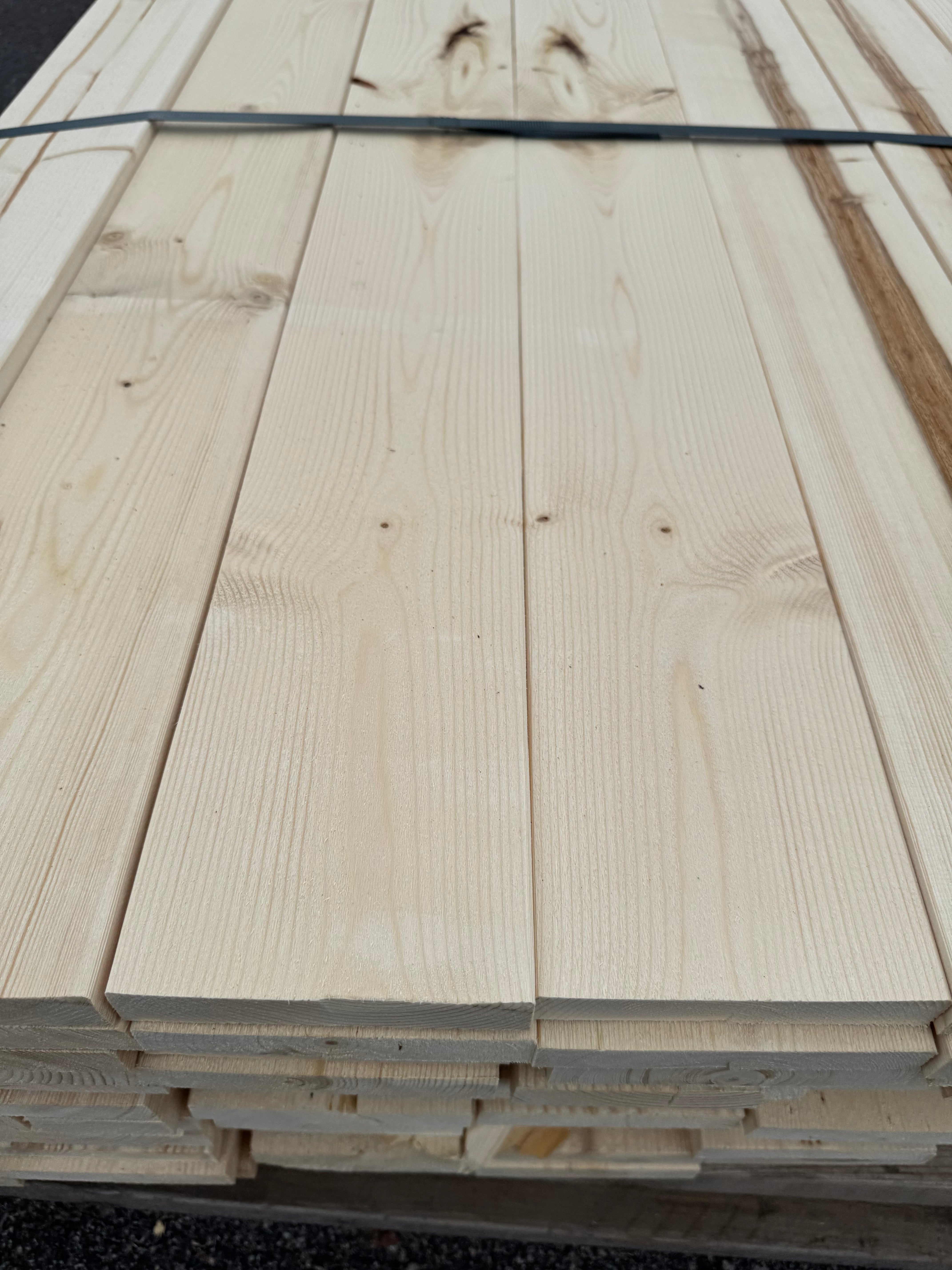 Paket Finsågad Panel 22x120mm 126st 3.0–3.60m – Andra sortering