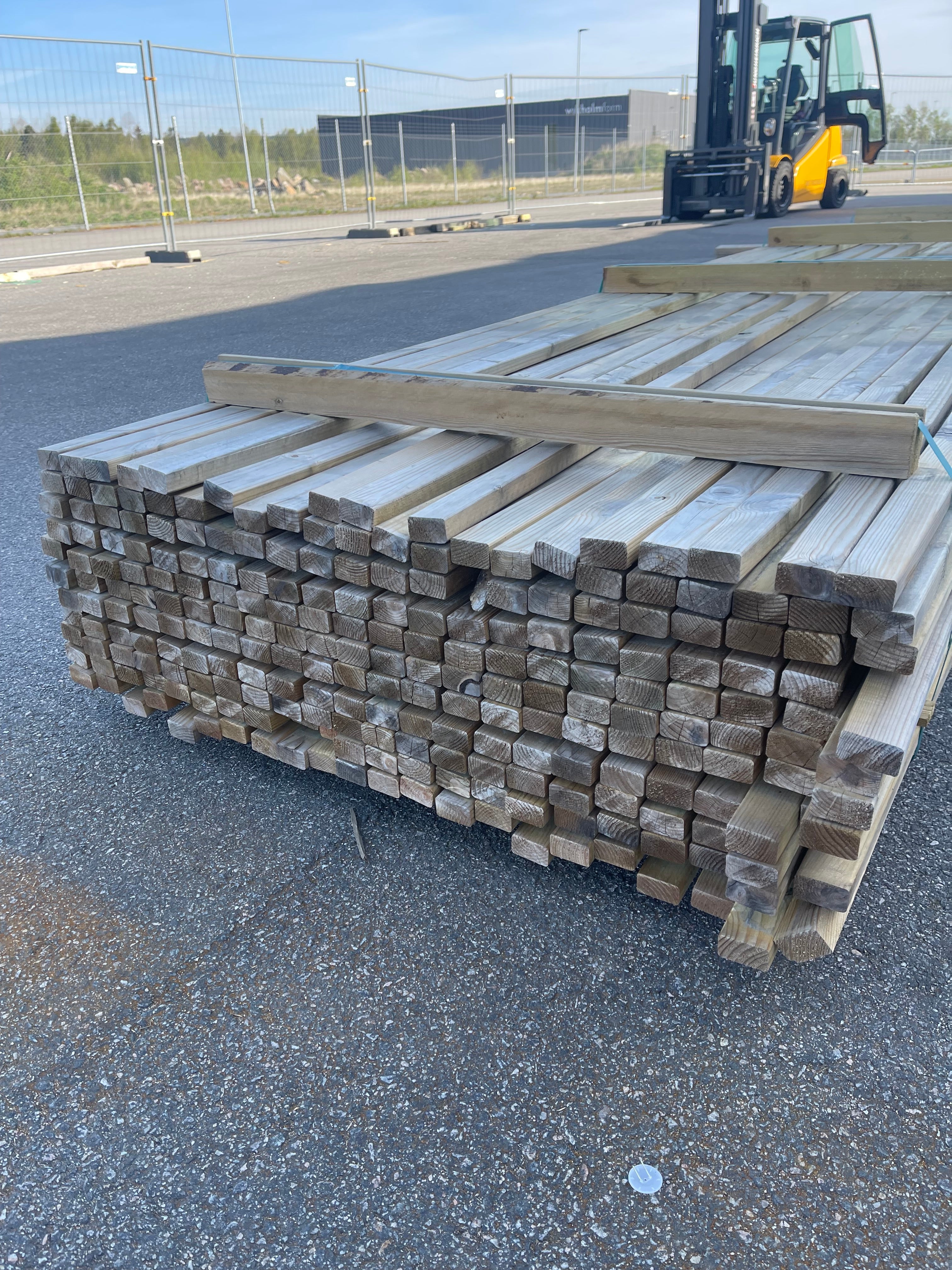 Paket Trall Furu 28x45 mm – 5,10 m – 233 st – Tryckimpregnerad