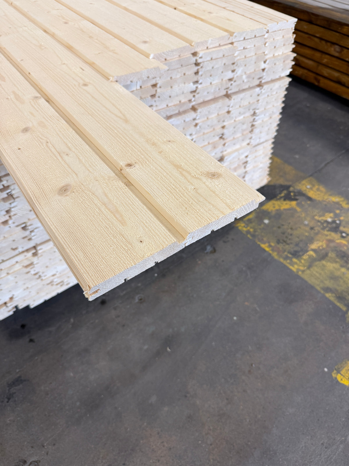 Parti Ytterpanel 19×120 mm 2,26 m – 243 st