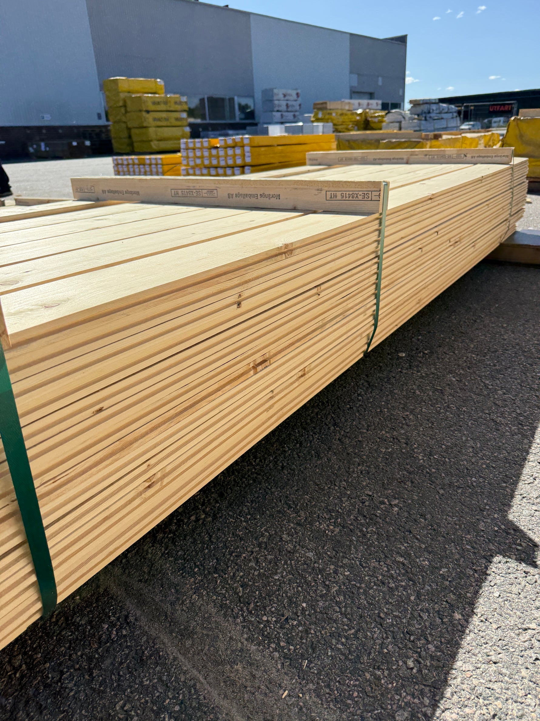 Parti Råspont/Luckämne 23x145mm- 97st 3.0m