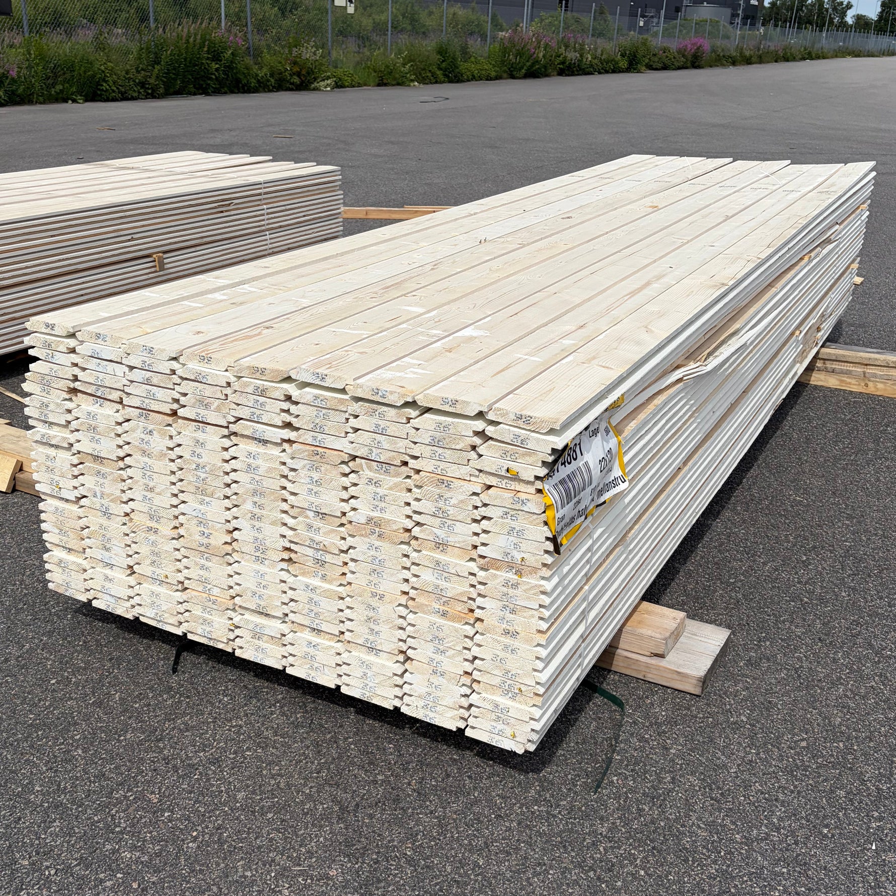 Paket Ytterpanel Dubbelfas Halvspont 22x120mm, 225st 3.60m Mellanstruken&nbsp;