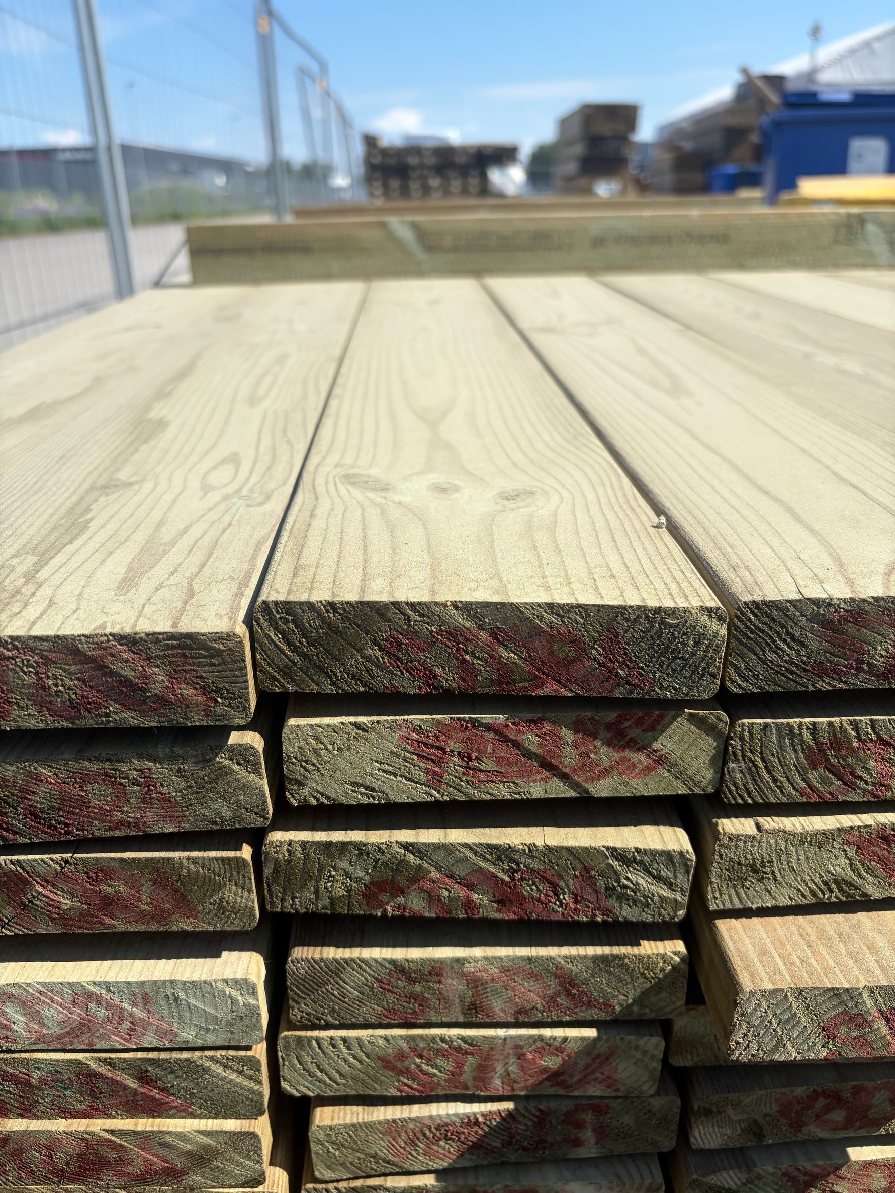 Paket Tryckimpregnerad Trall 28x120mm, 153st 5,1m