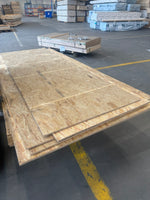 Parti OSB-skivor 11 mm kantskadade – 7 st