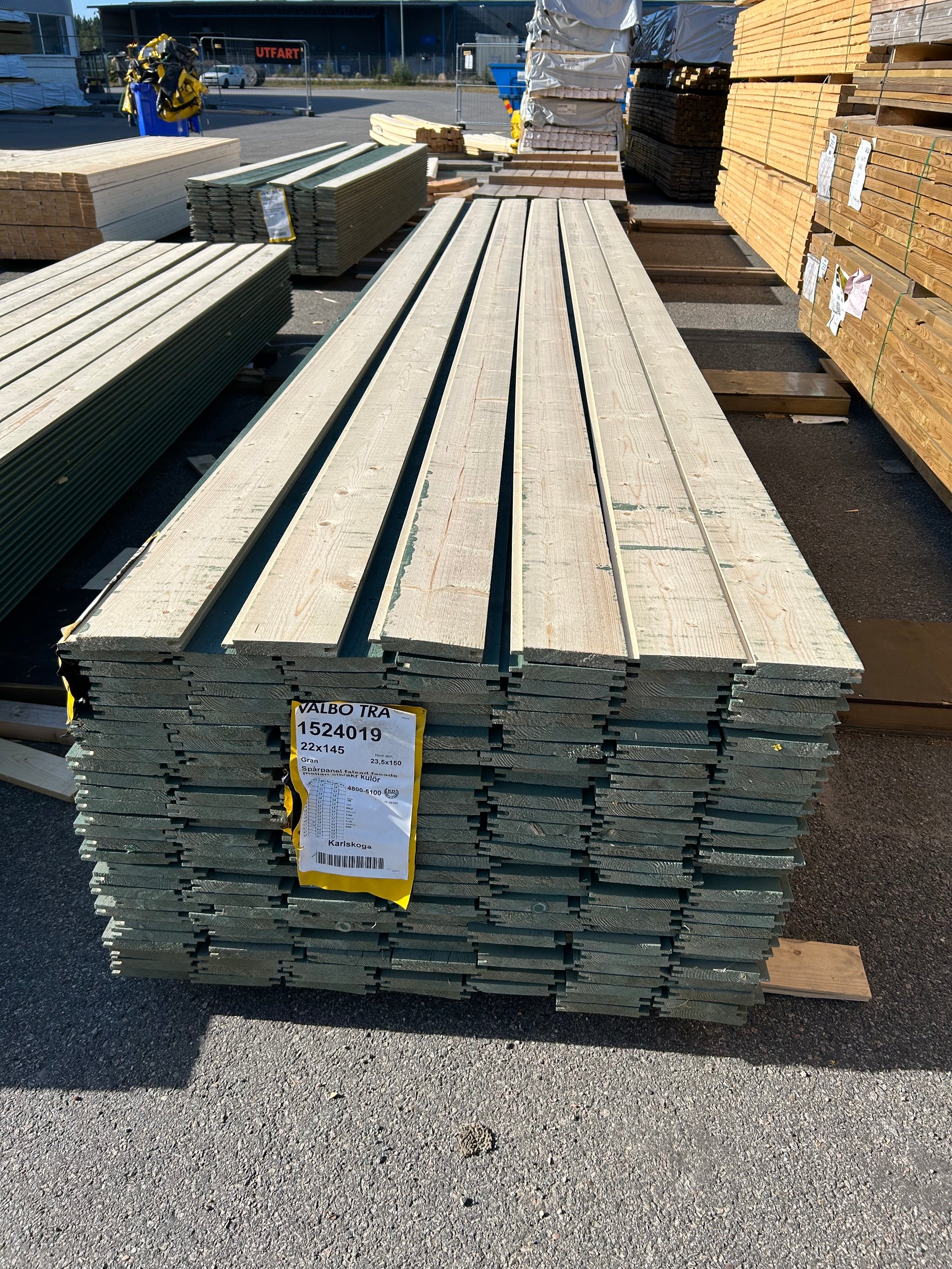 Paket Spontad Spårpanel 22x145mm (4,80–5,10m) 195st Gran