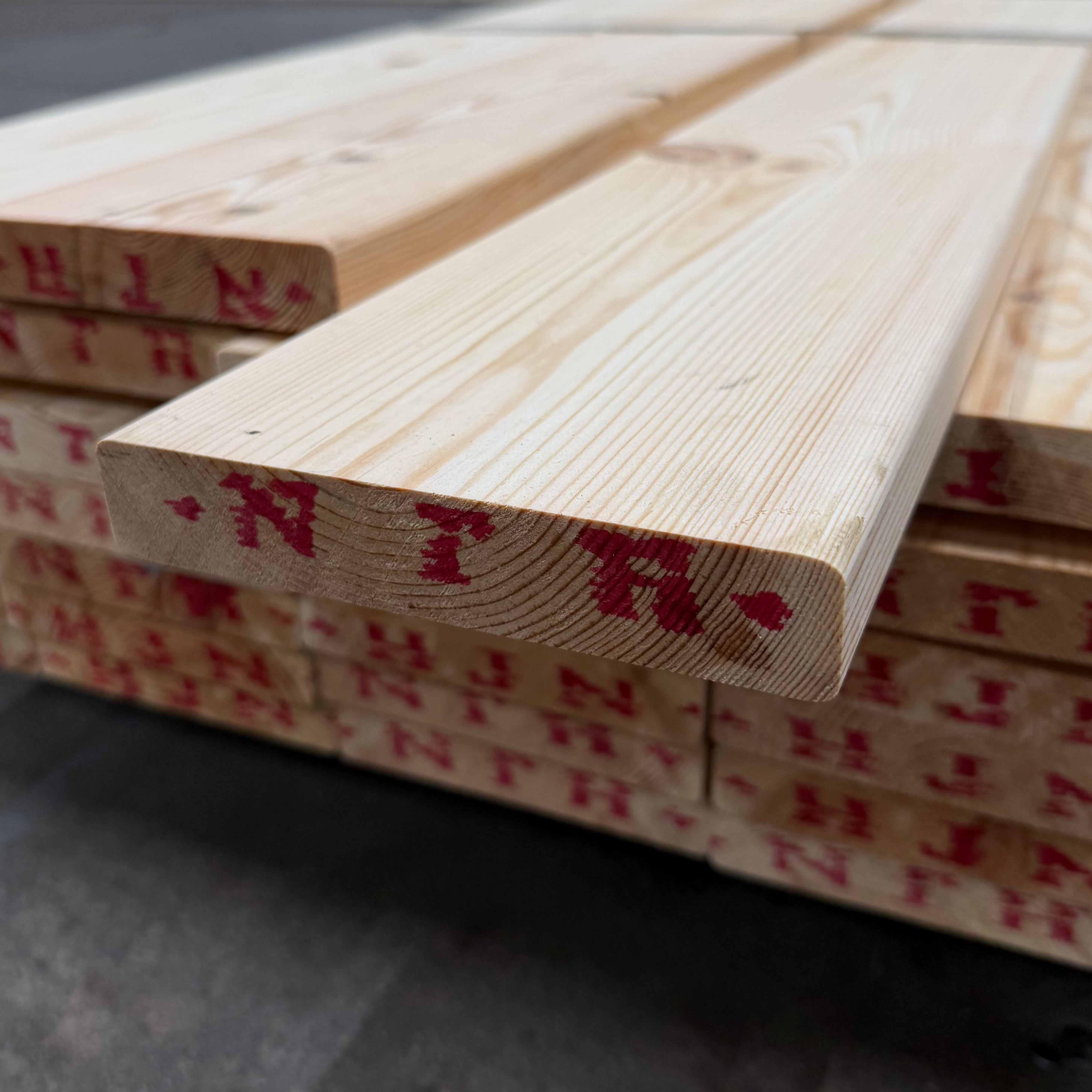 Paket Hyvlade Brädor 27x145mm 4.80m- 48st (Furu) B- sortering