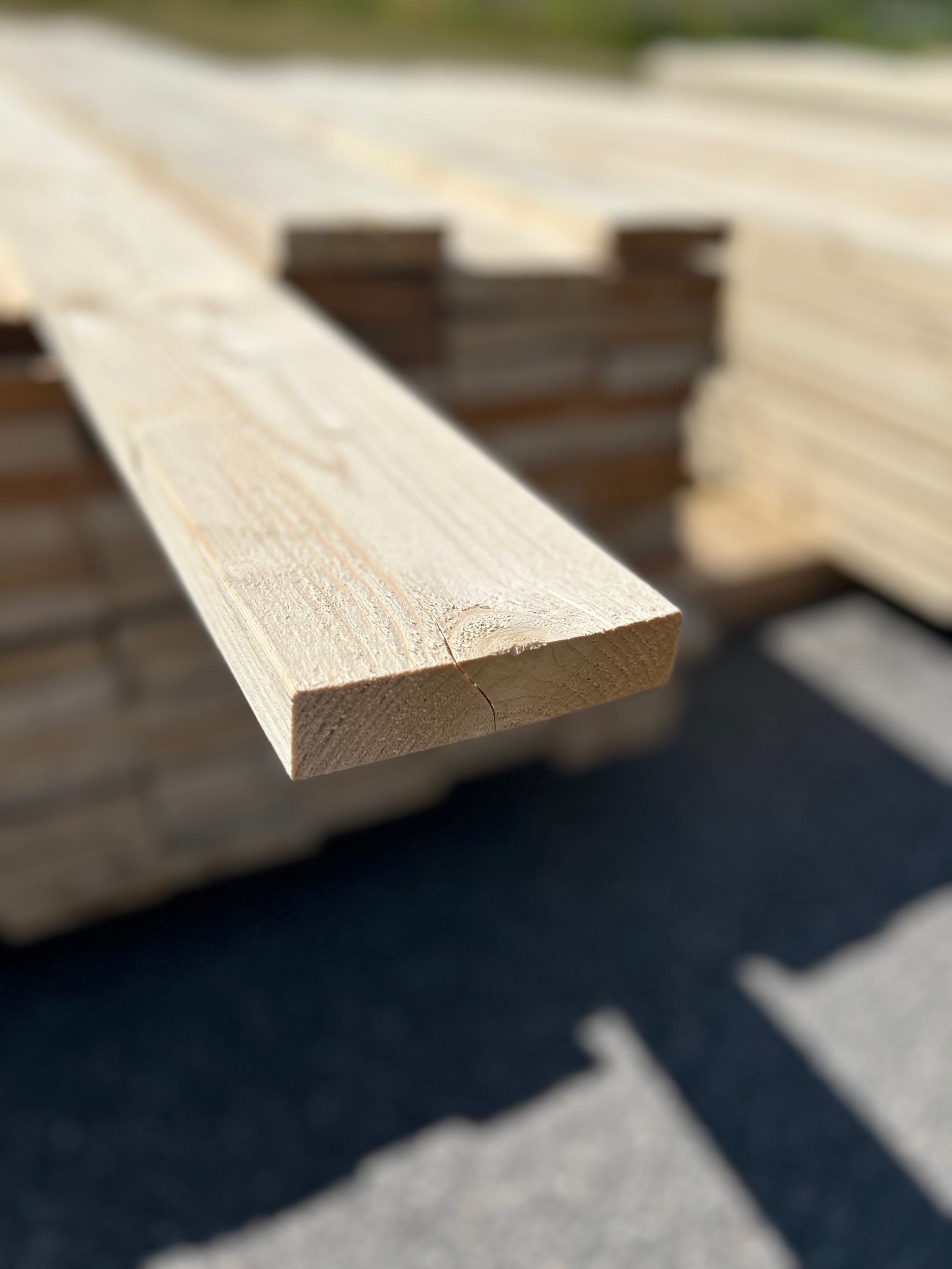 Paket Finsågade Brädor 28x120mm 3.0m 142st Obehandlade