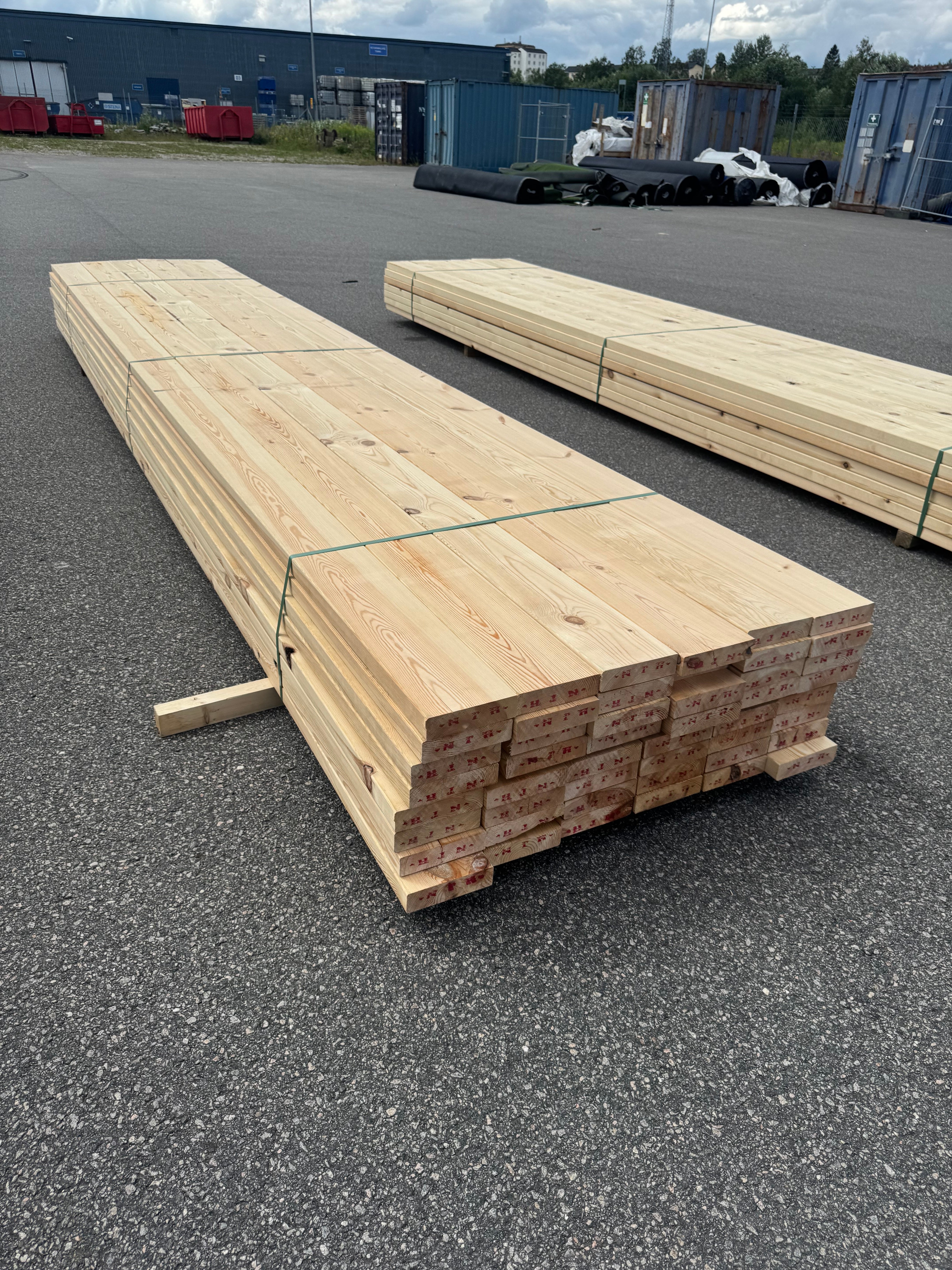 Paket Reglar 45x170 – 48 st (5,40 m, furu)