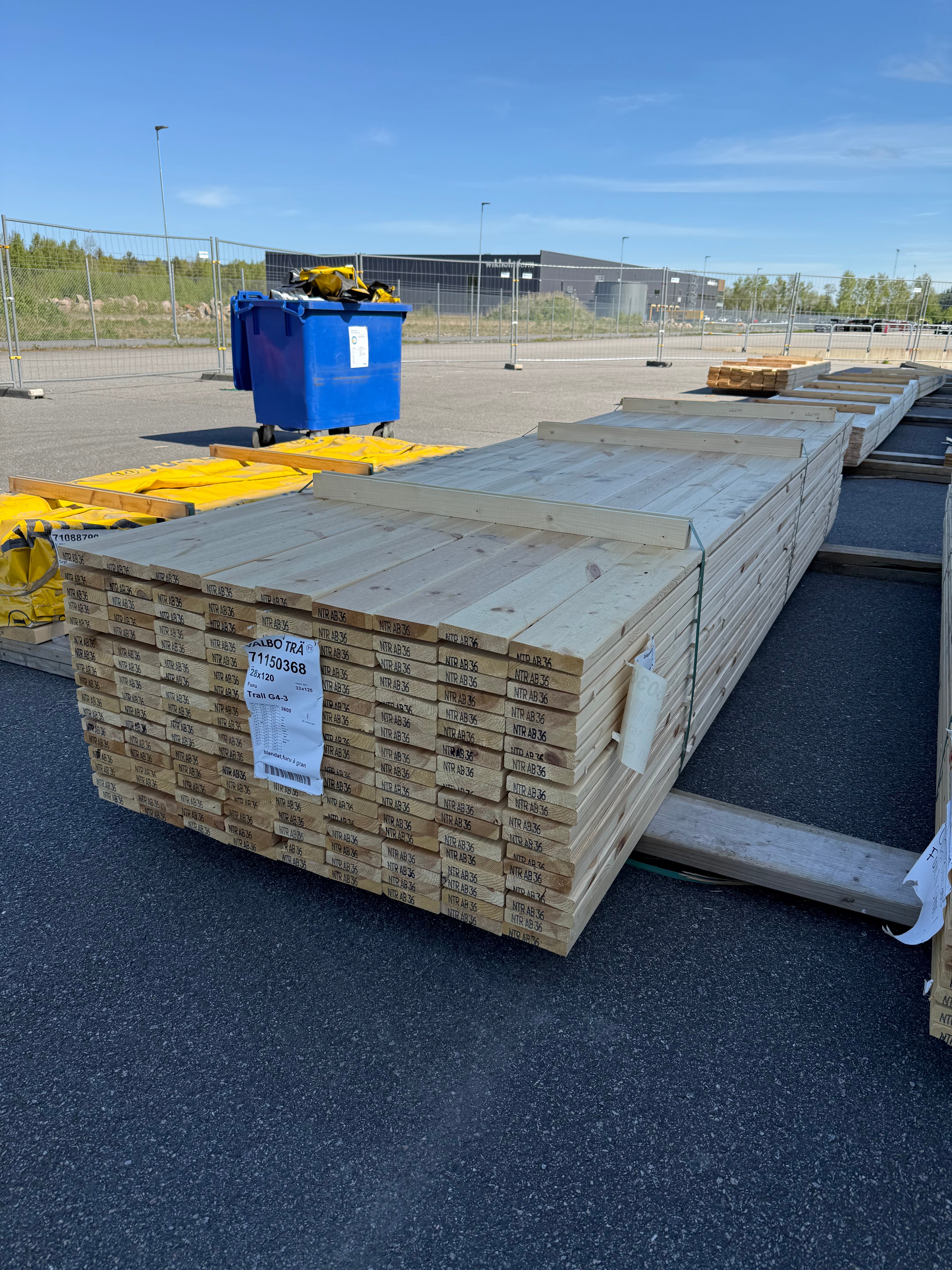 Paket Trall 28x120mm Obehandlad 3.60m 153st