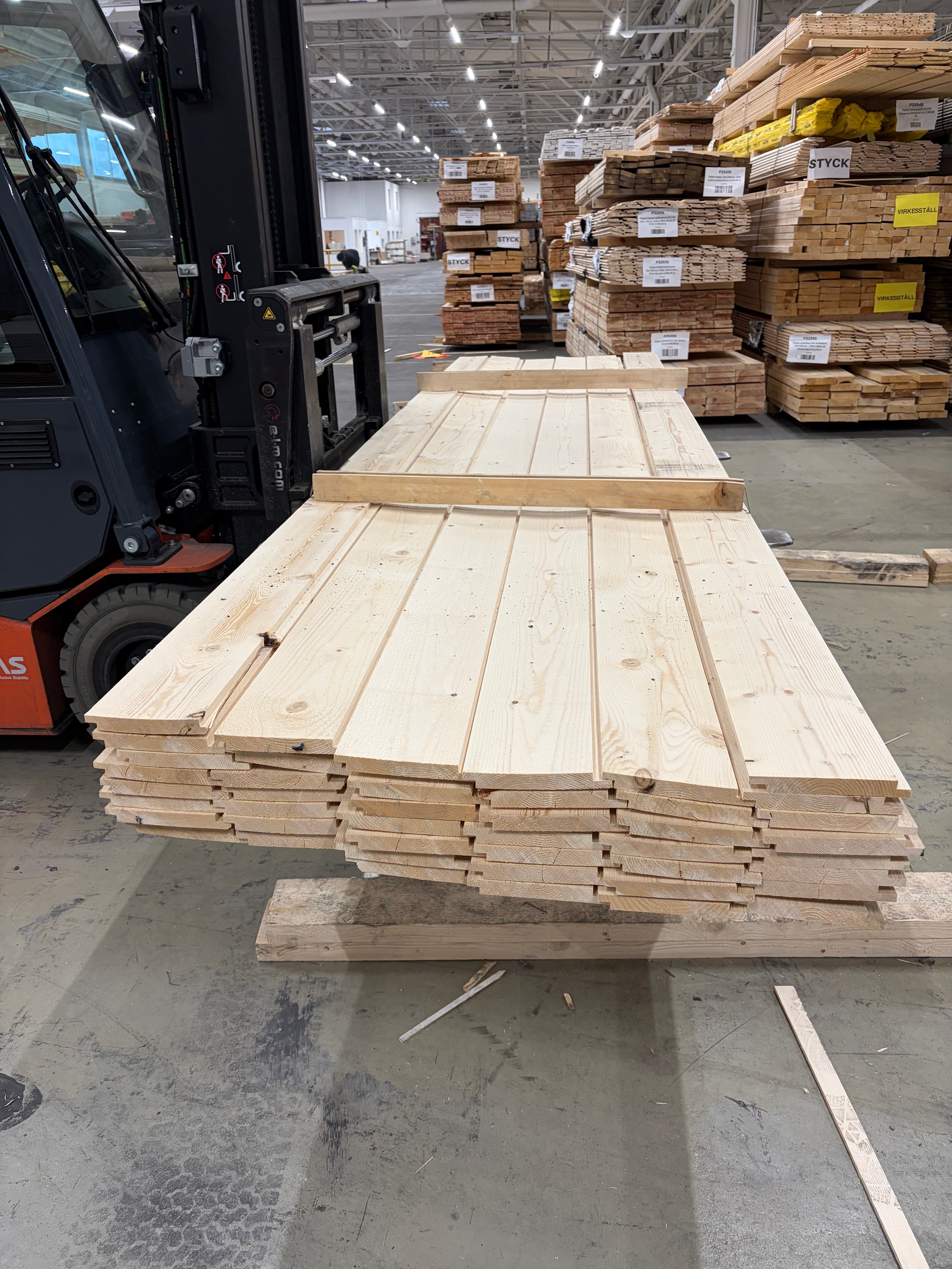 Paket Ytterpanel Hakfals 22×170 – 44 st (4.20 m) Obehandlad