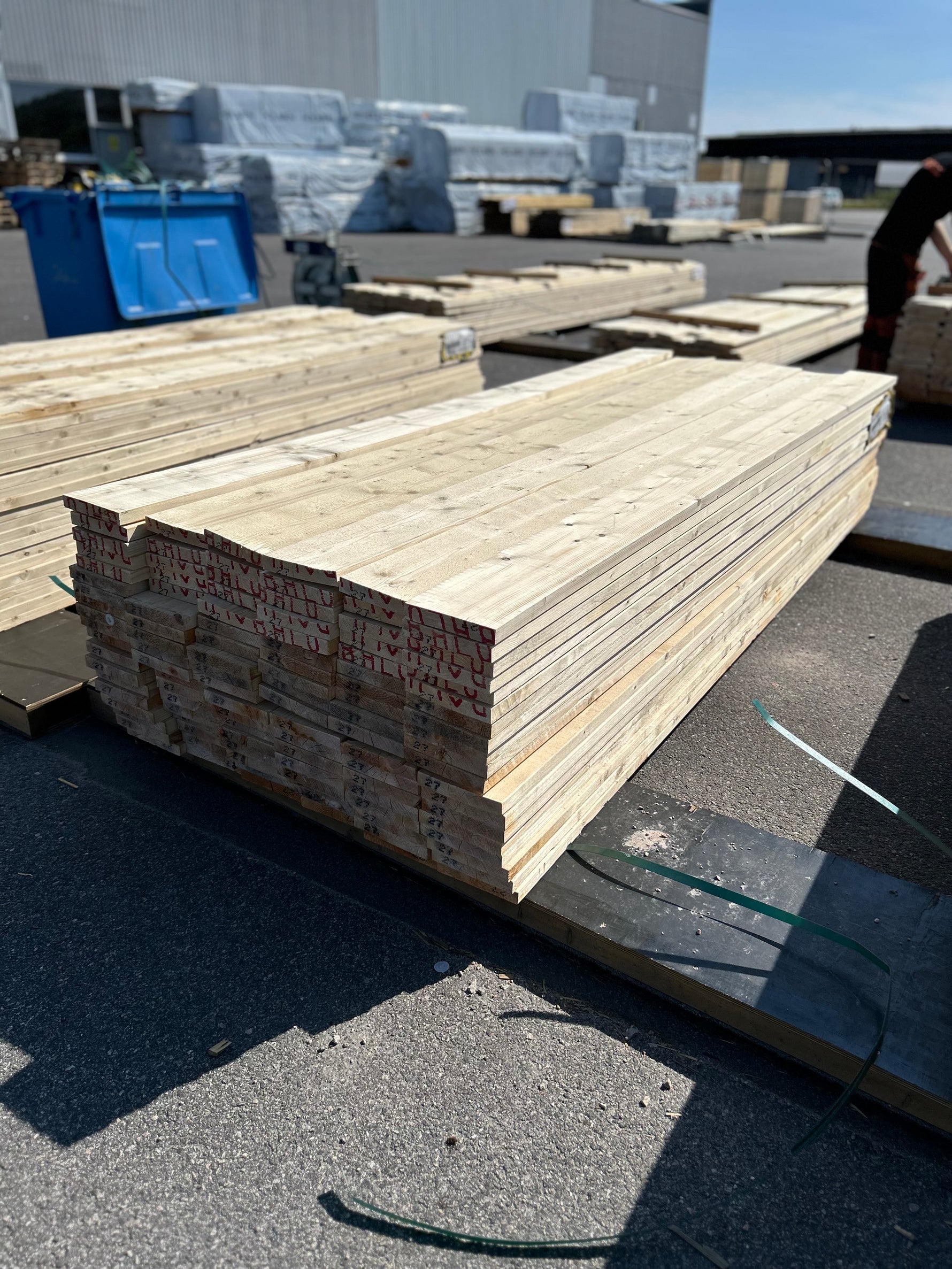 Paket Finsågade Brädor 28x170mm 2.70m 110st Obehandlad