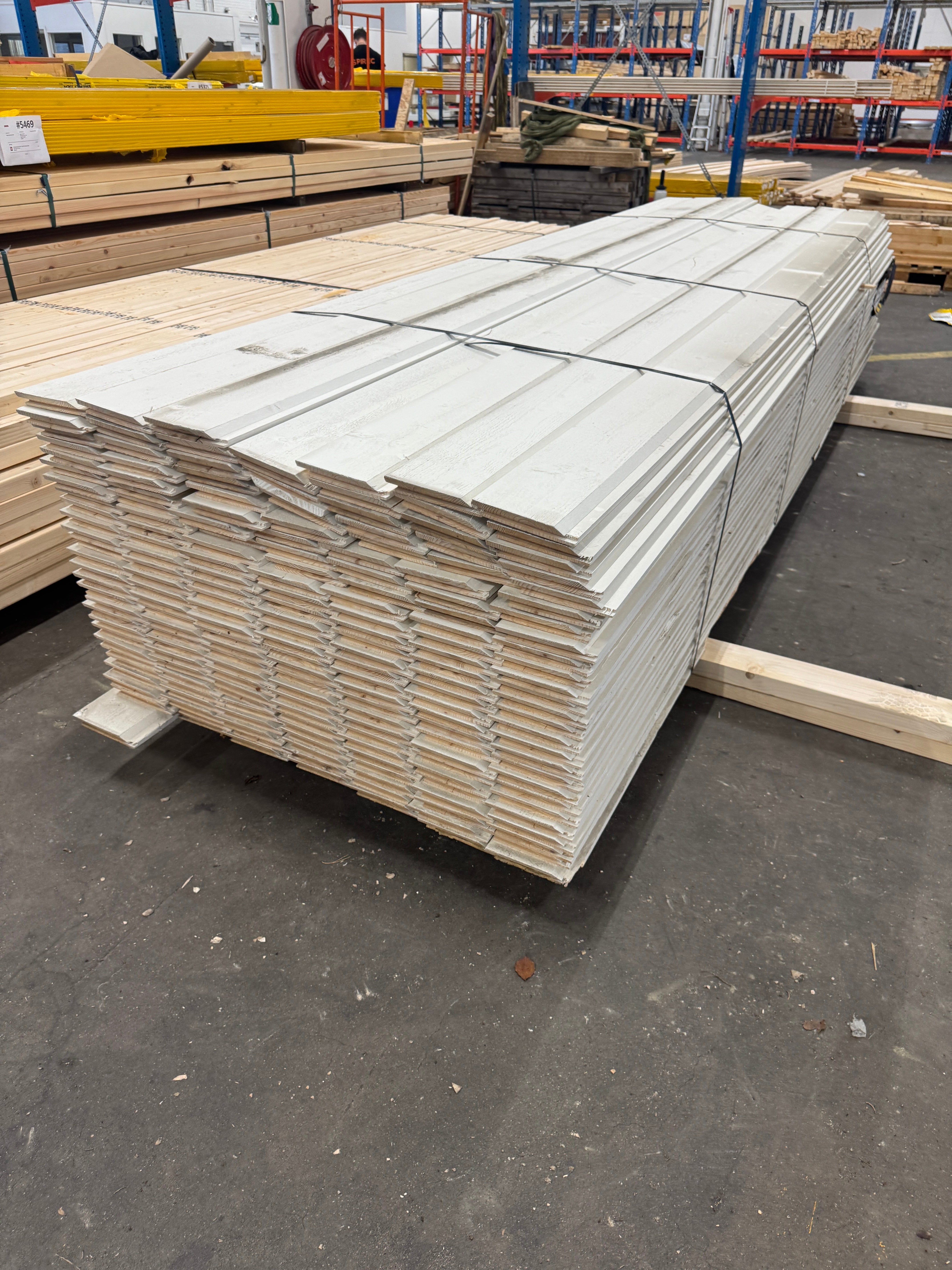 Paket Ytterpanel Enkelfas Halvspont Ändspont 22x145mm – 184 st