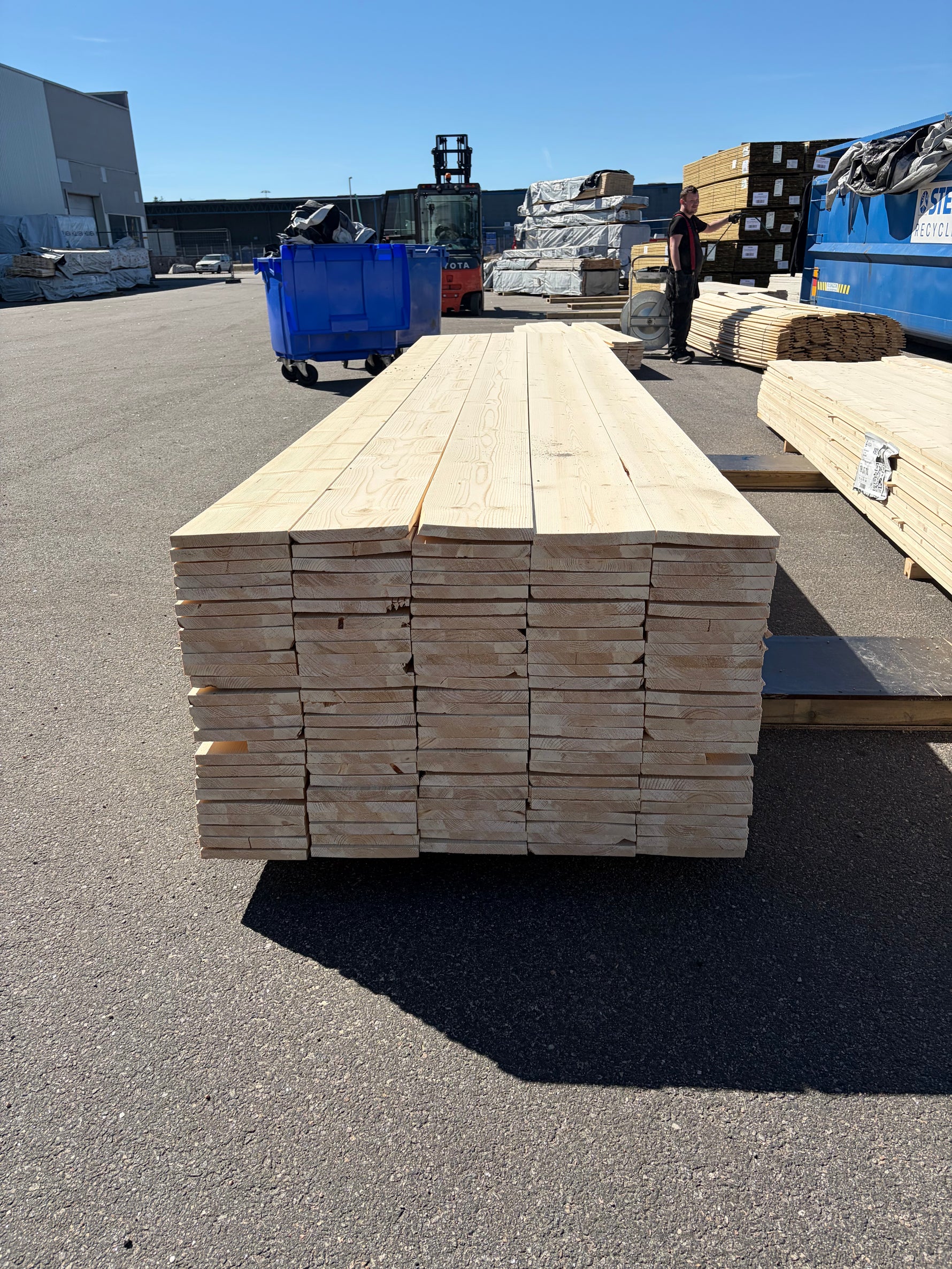 Paket Finsågade Brädor 22x195mm, 130st (4.2–5.4m) Andra Sortering