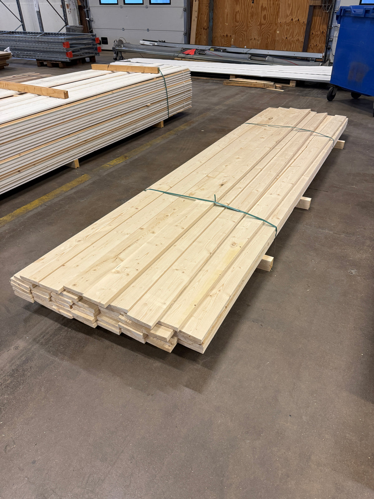 Paket Finsågade Brädor 22×120 mm – 3,60 m – 43 st