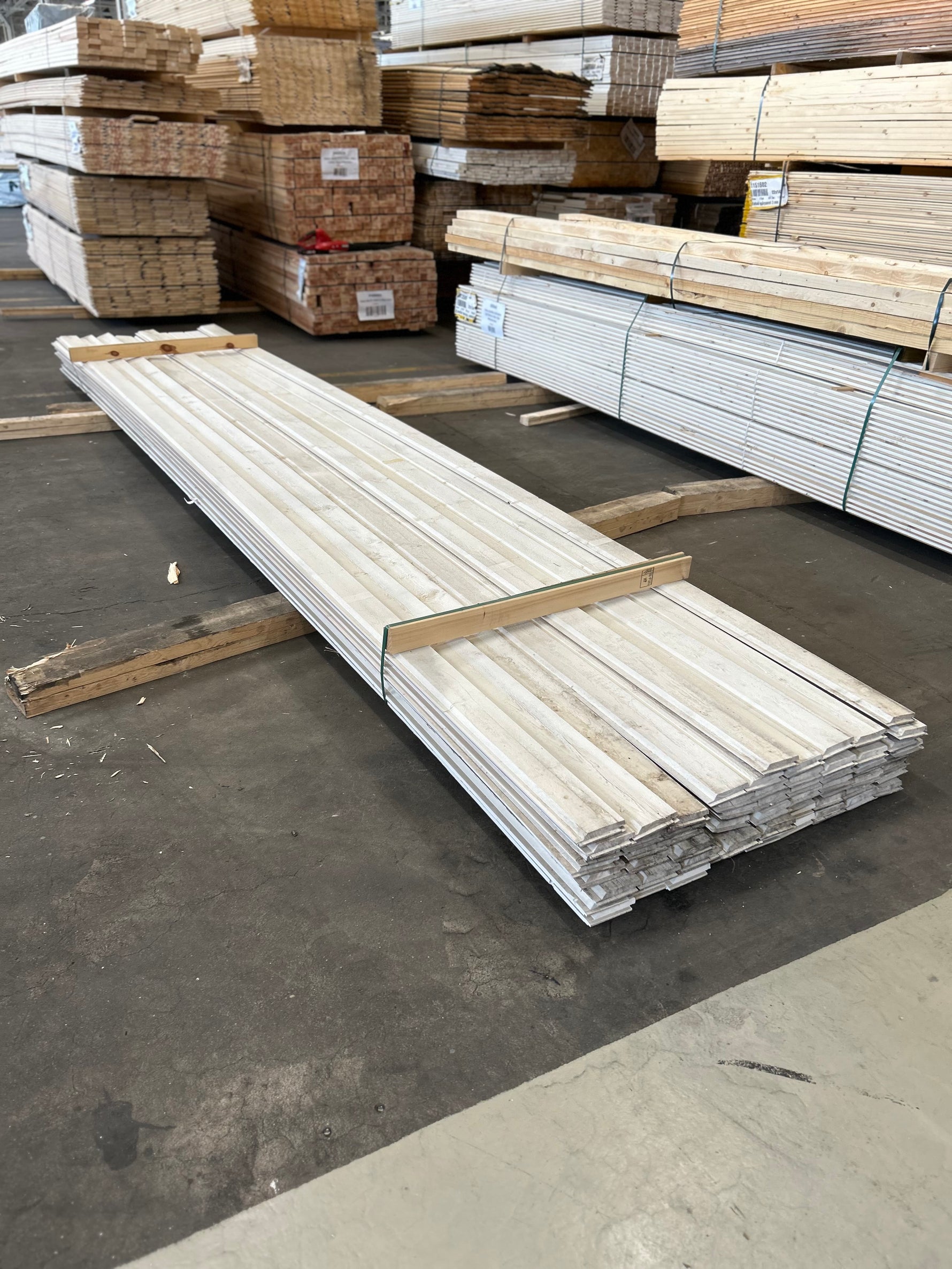 Paket Enkelfasspont Ändspont 22x120mm 5.40m 66st Grundmålad