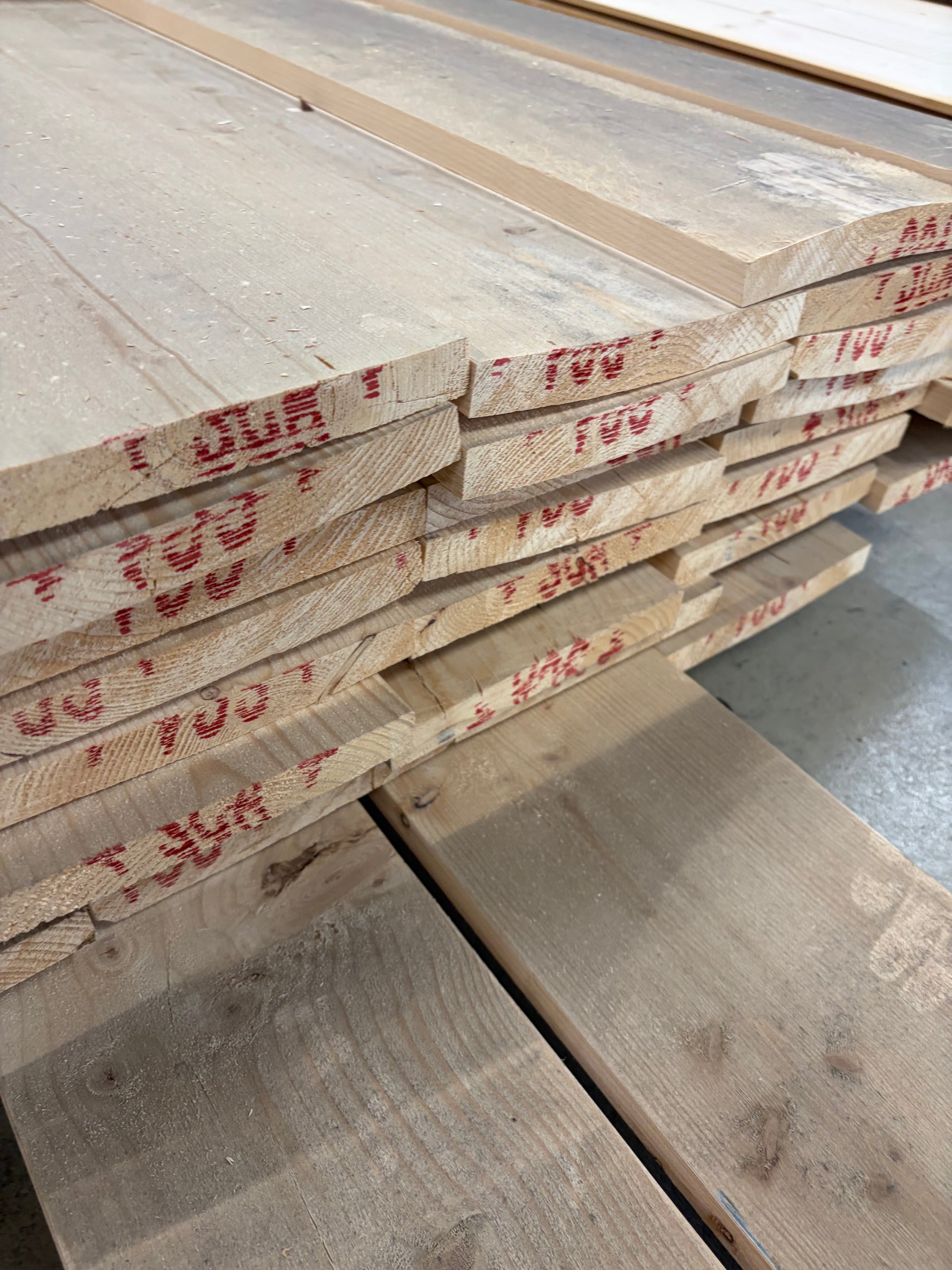 Paket Finsågade Brädor 22x170mm, (4,8–5,4 m) – 51 st Obehandlad