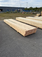 Paket Hyvlade Furu Brädor 36x148mm 4,20–4,50m – 63st (Andra sortering)