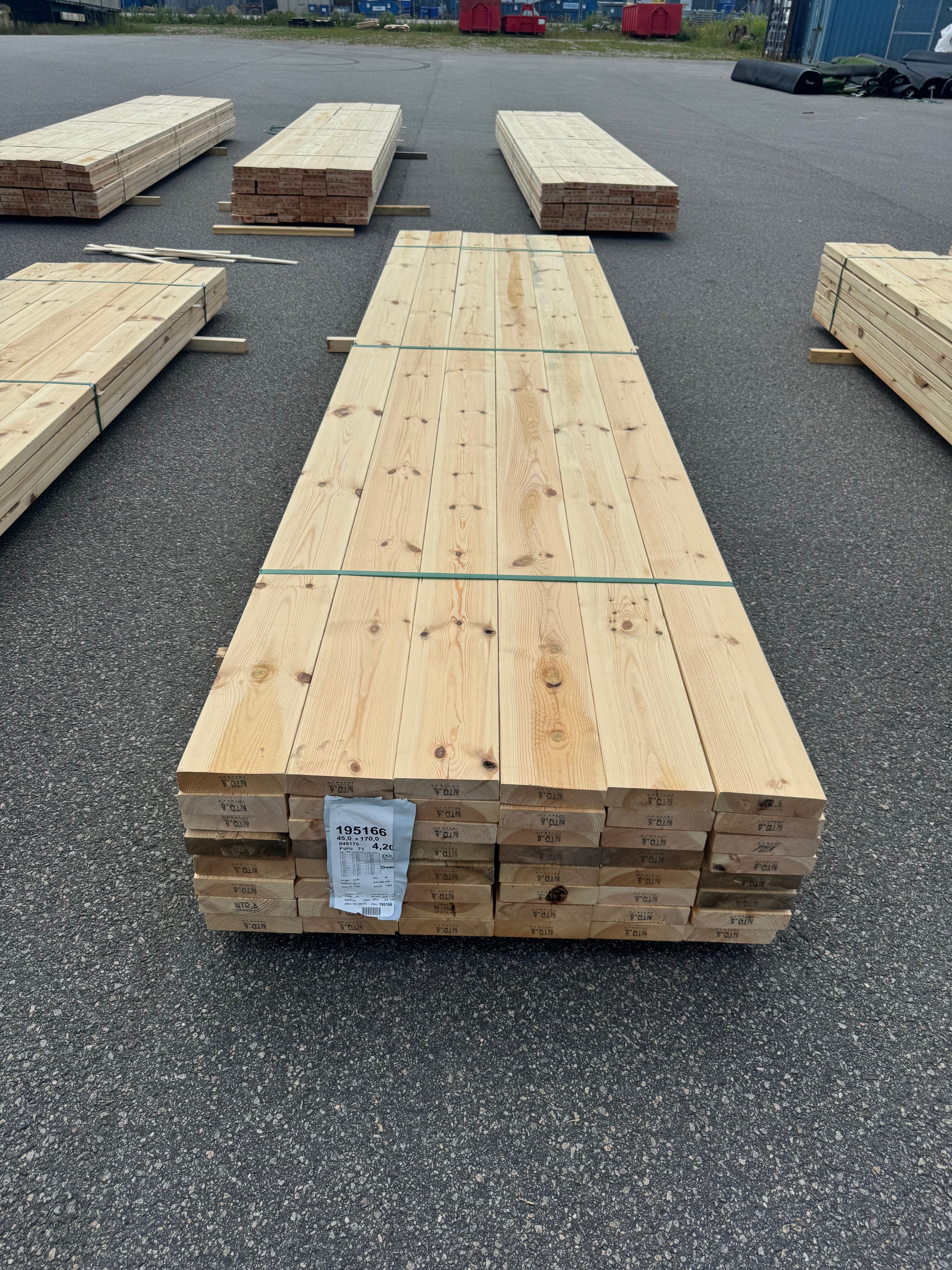 Paket Reglar 45x170 – 48 st (4,20 m, furu)