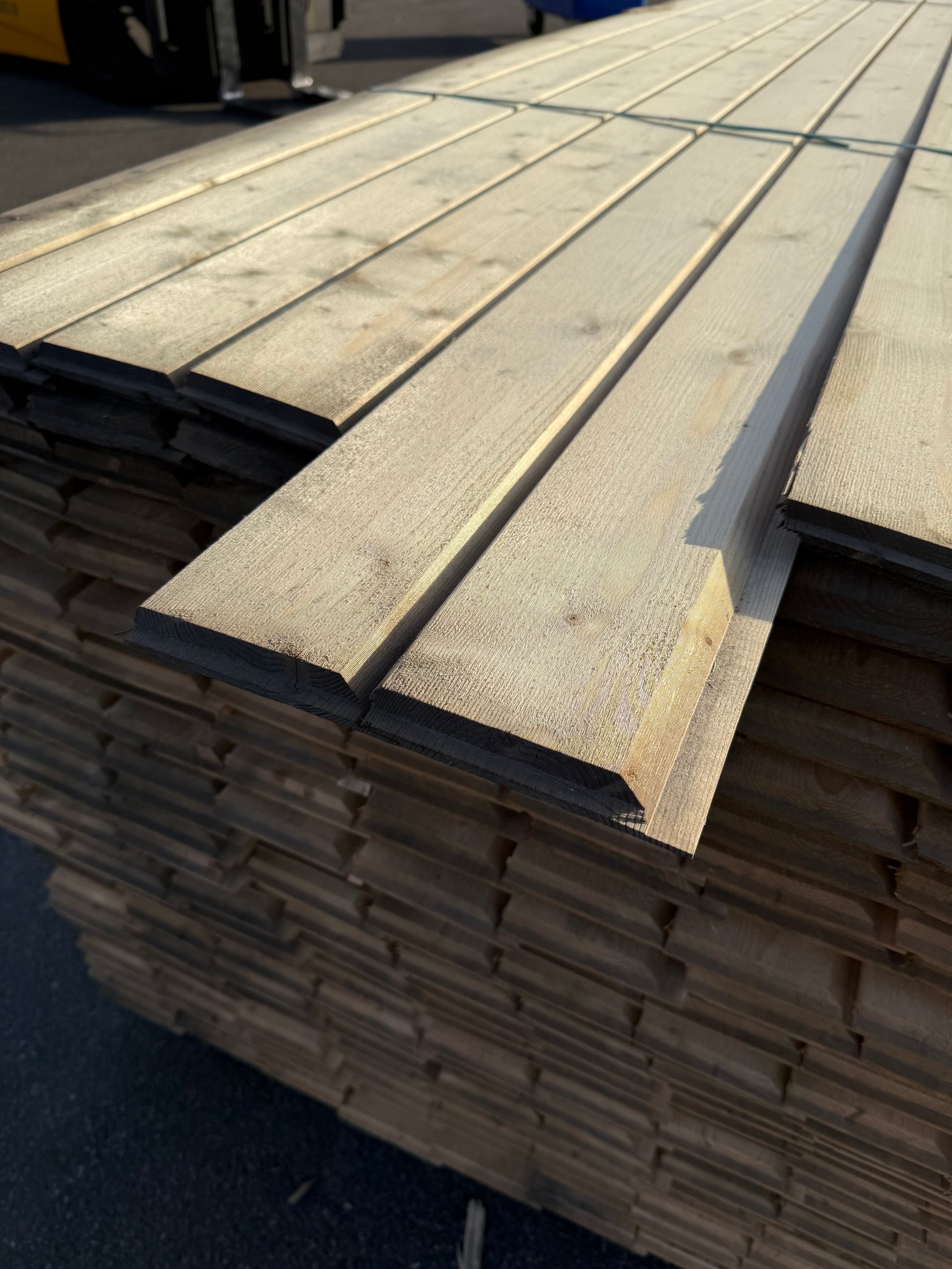Paket Ytterpanel Enkelfas Fals Ändspont 22x120mm – 250 st 5,40 m - Spirec