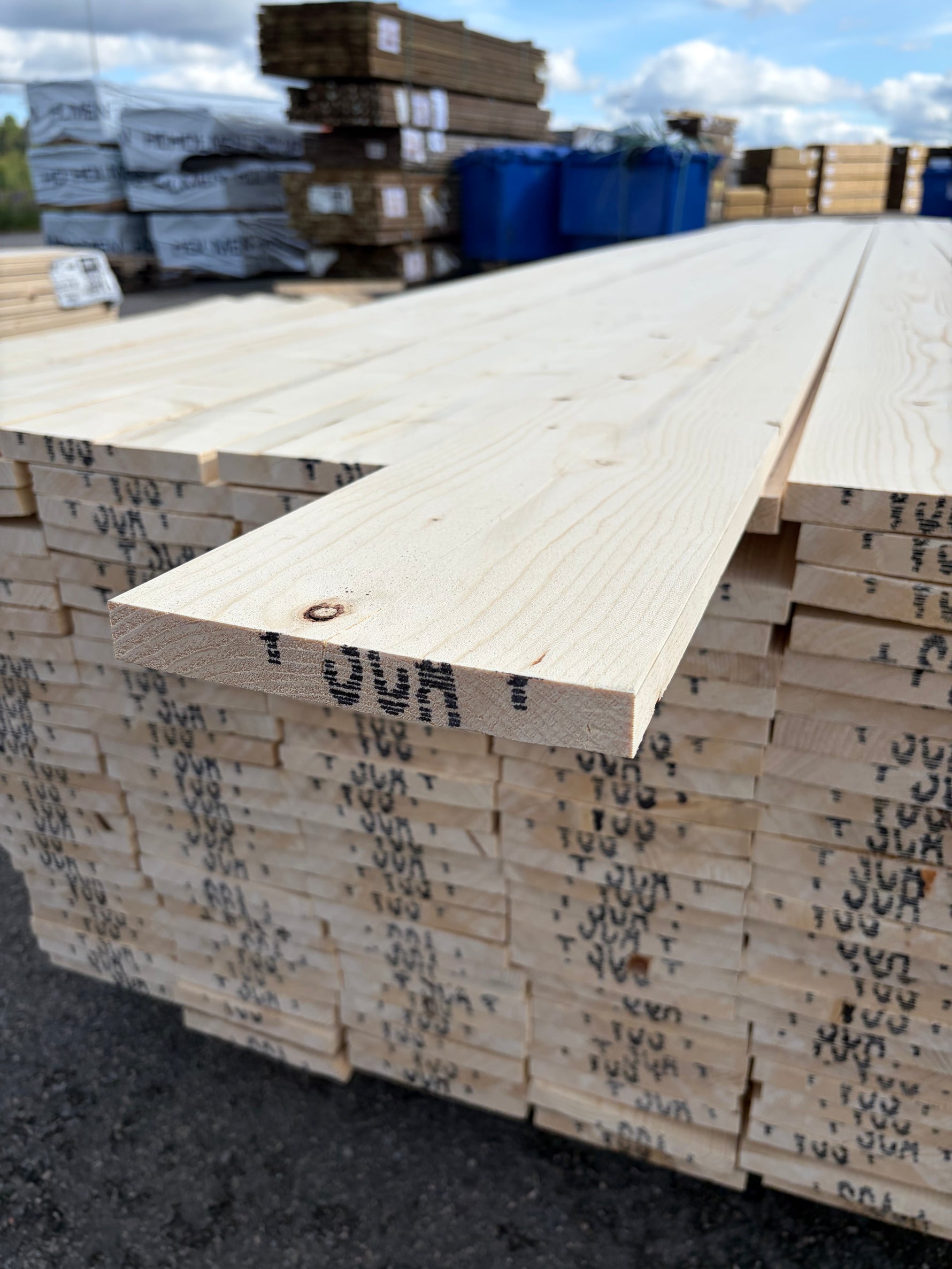 Paket Ytterpanel 22x170mm, 156st 5,40m (Andra sortering)