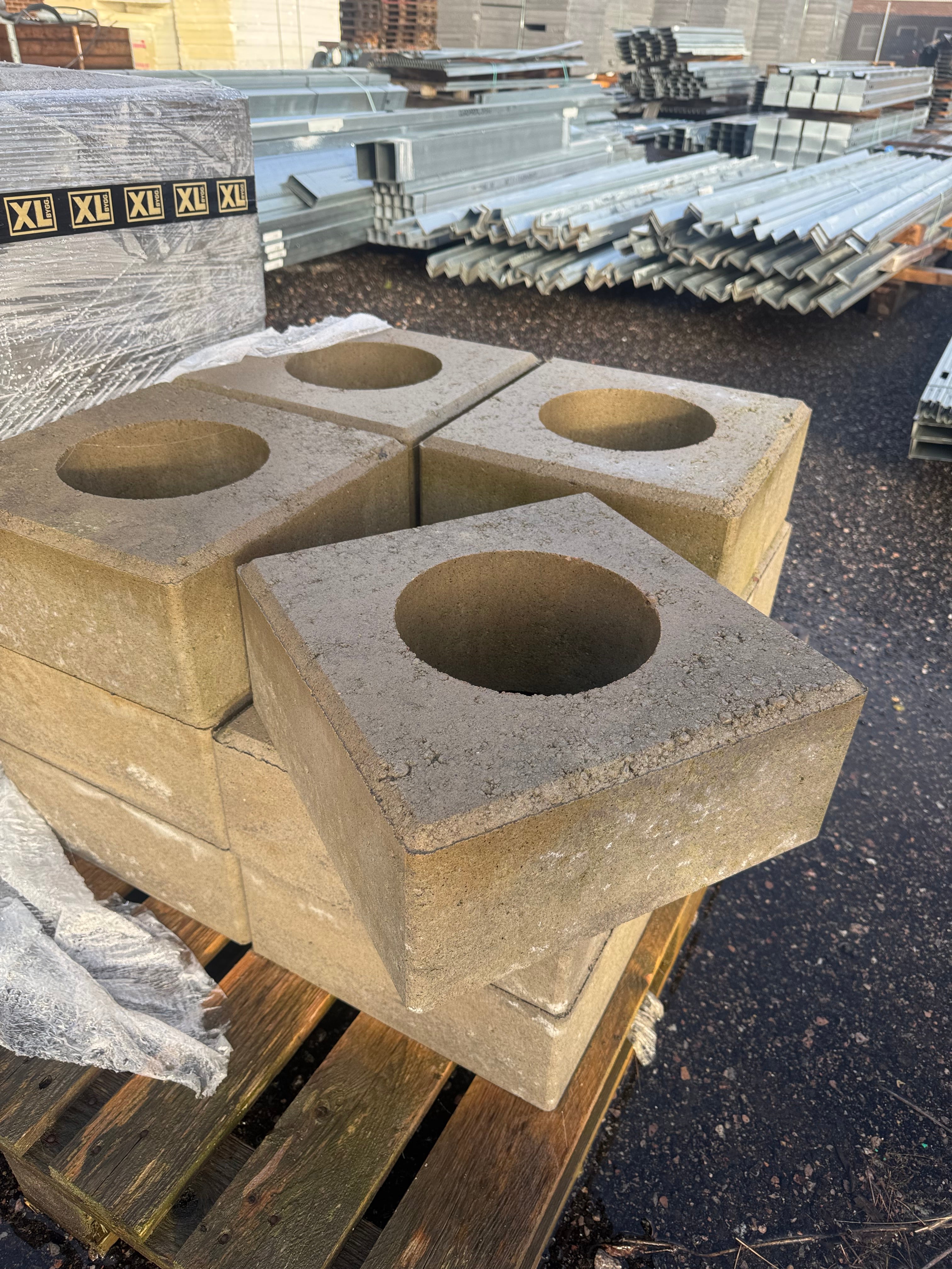 Stolpelement Slät 350x350x150mm – Ø200mm, Grå