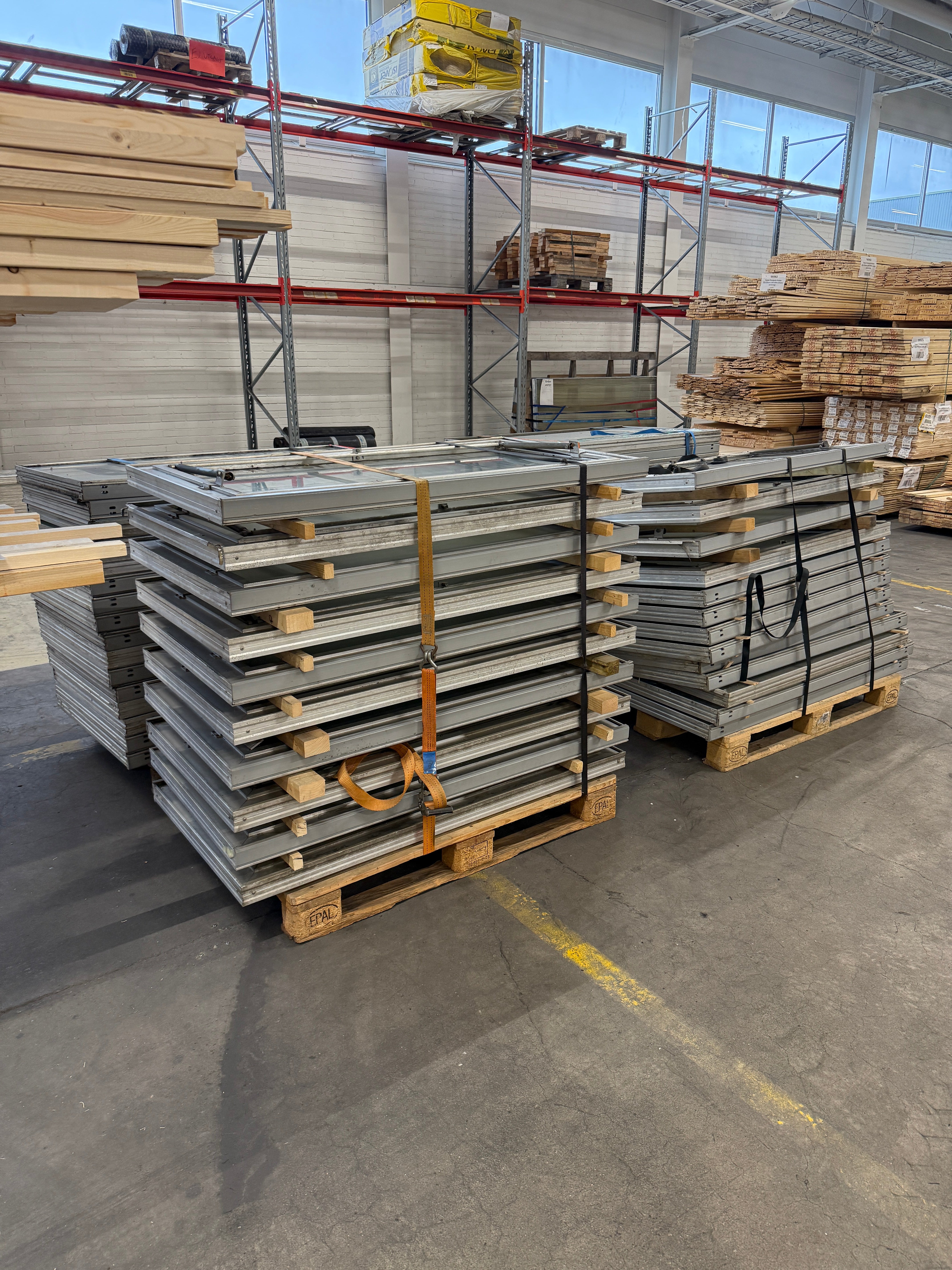 Parti Aluminiumfönster – 55 st (3- Glas)