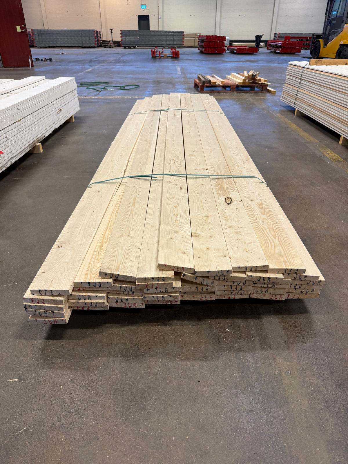 Paket Finsågade Brädor 22×120 mm – 3,60 m – 43 st