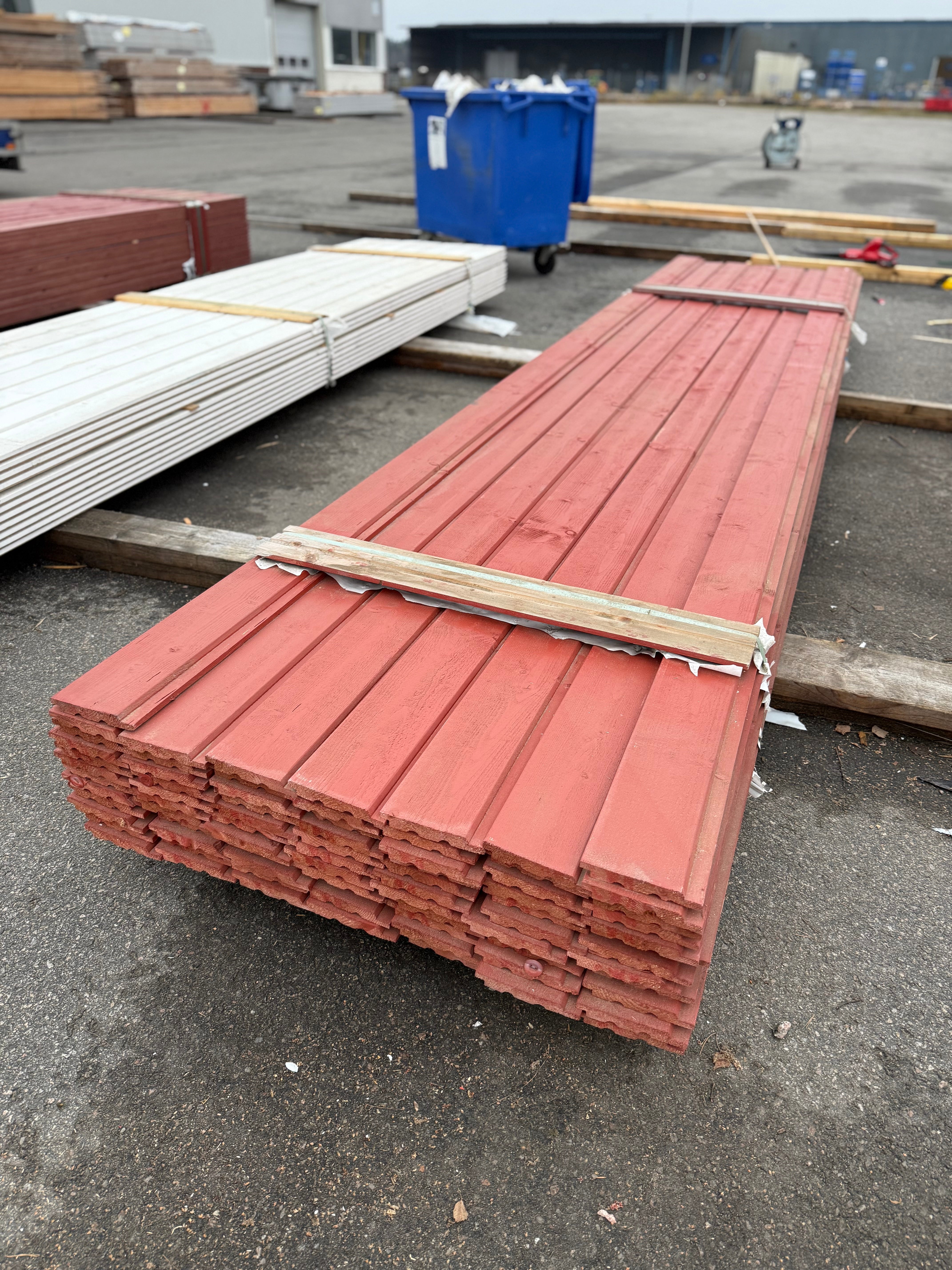 Paket Ytterpanel Falsad Enkelfas 21x147mm – 79 st (4,80 m, Brandröd)