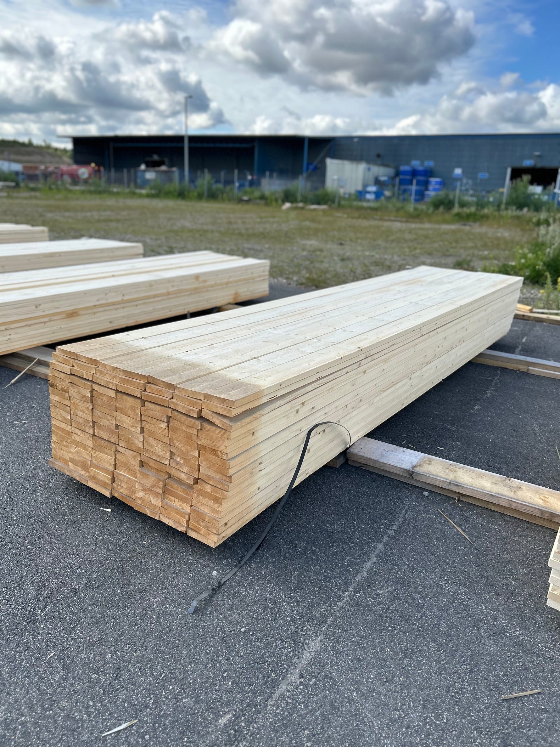 Paket Finsågade Brädor 28x145mm 4.50m 133st Obehandlad