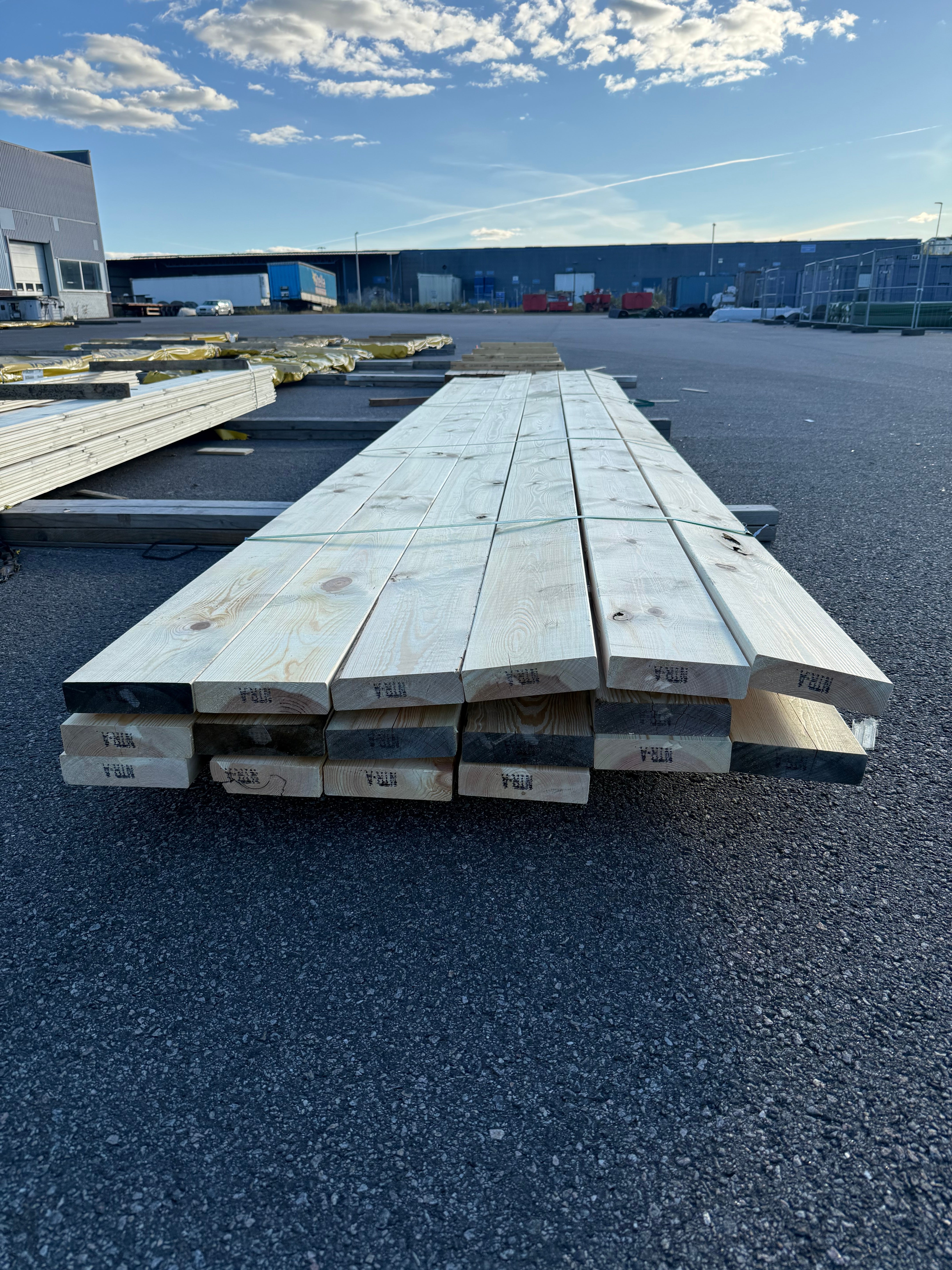 Paket Reglar 45x170 – 18 st (5,10 m, furu)