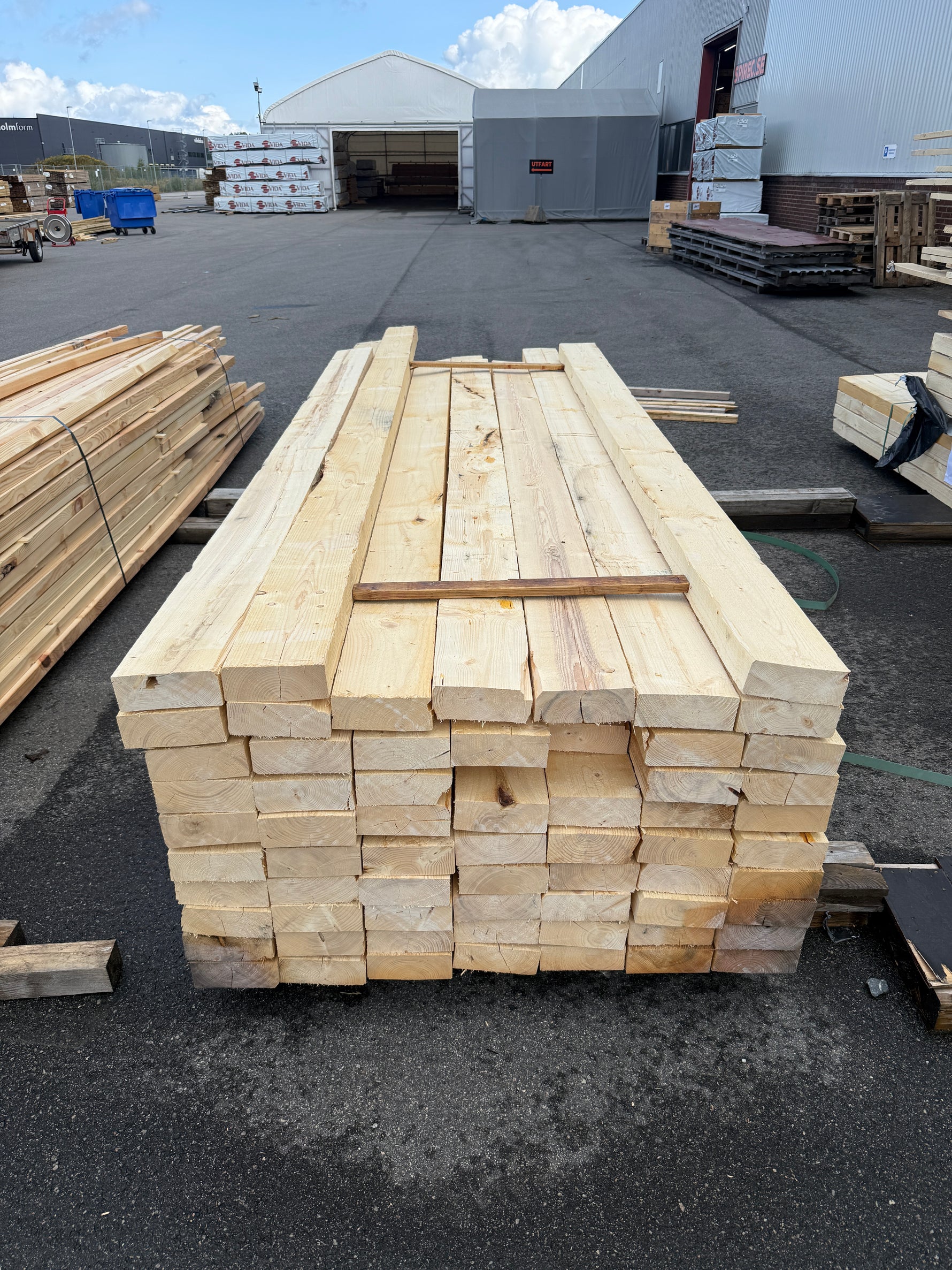 Paket Ohyvlade Reglar 63×160 mm – 60 st (3.0-3.60m)