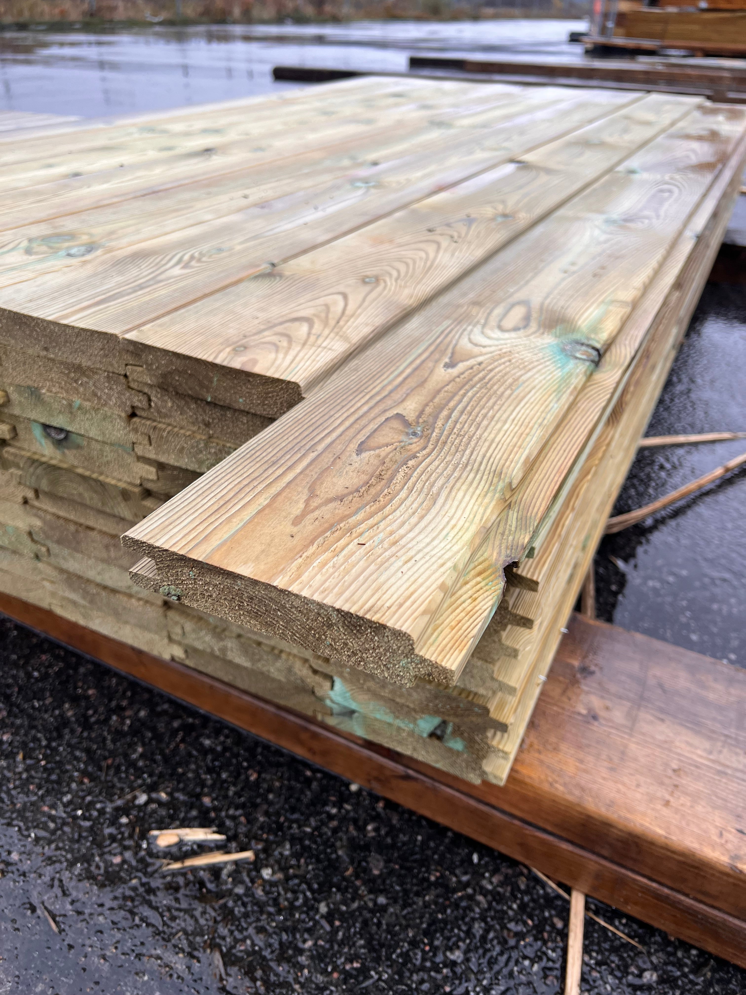Paket Spontad Panel Hyvlad 27x145mm – 80 st 2.0m Tryckimpregnerad
