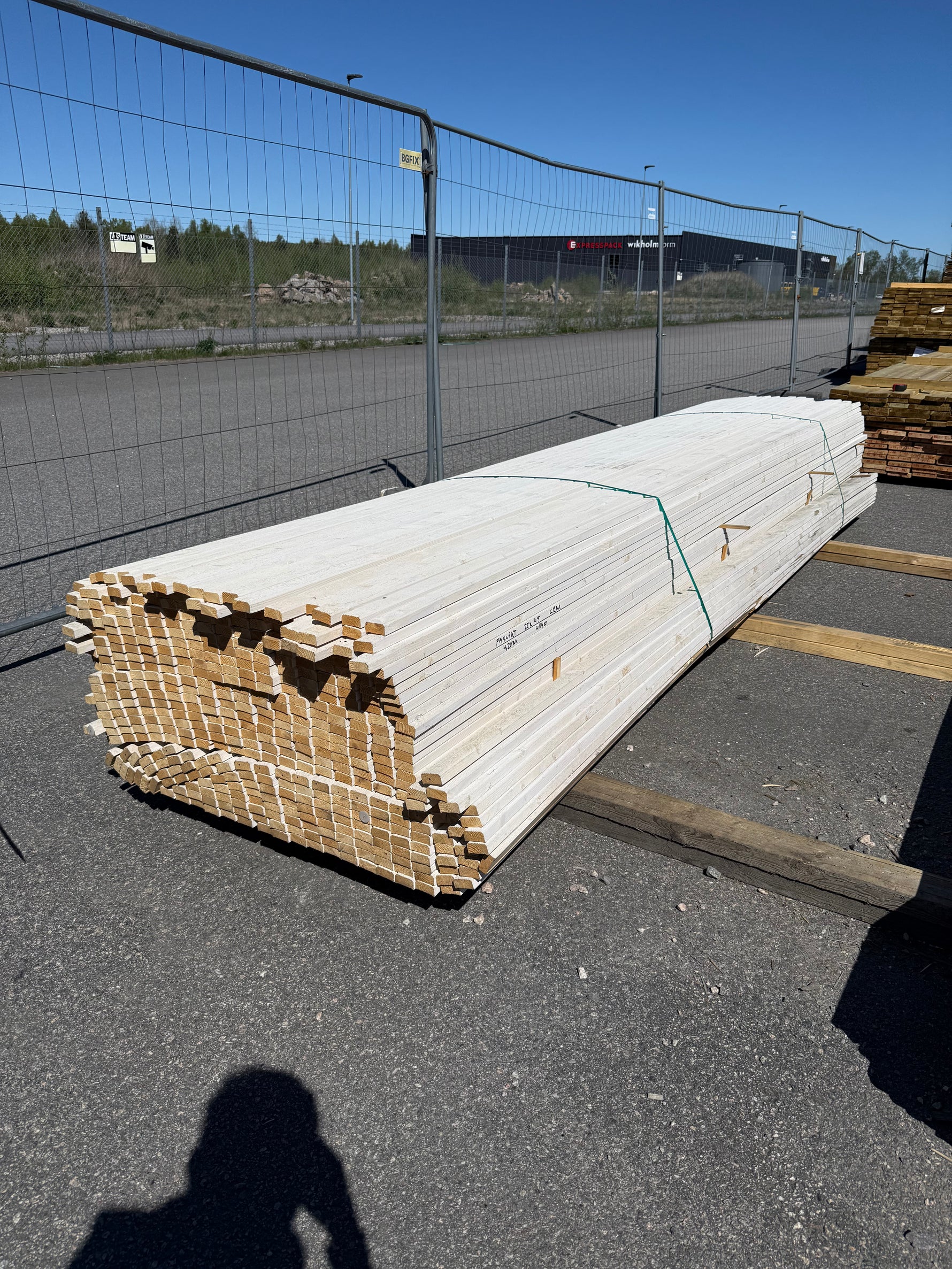 Paket Lockläkt 22x45mm, 489st 4.2m- Grundmålad