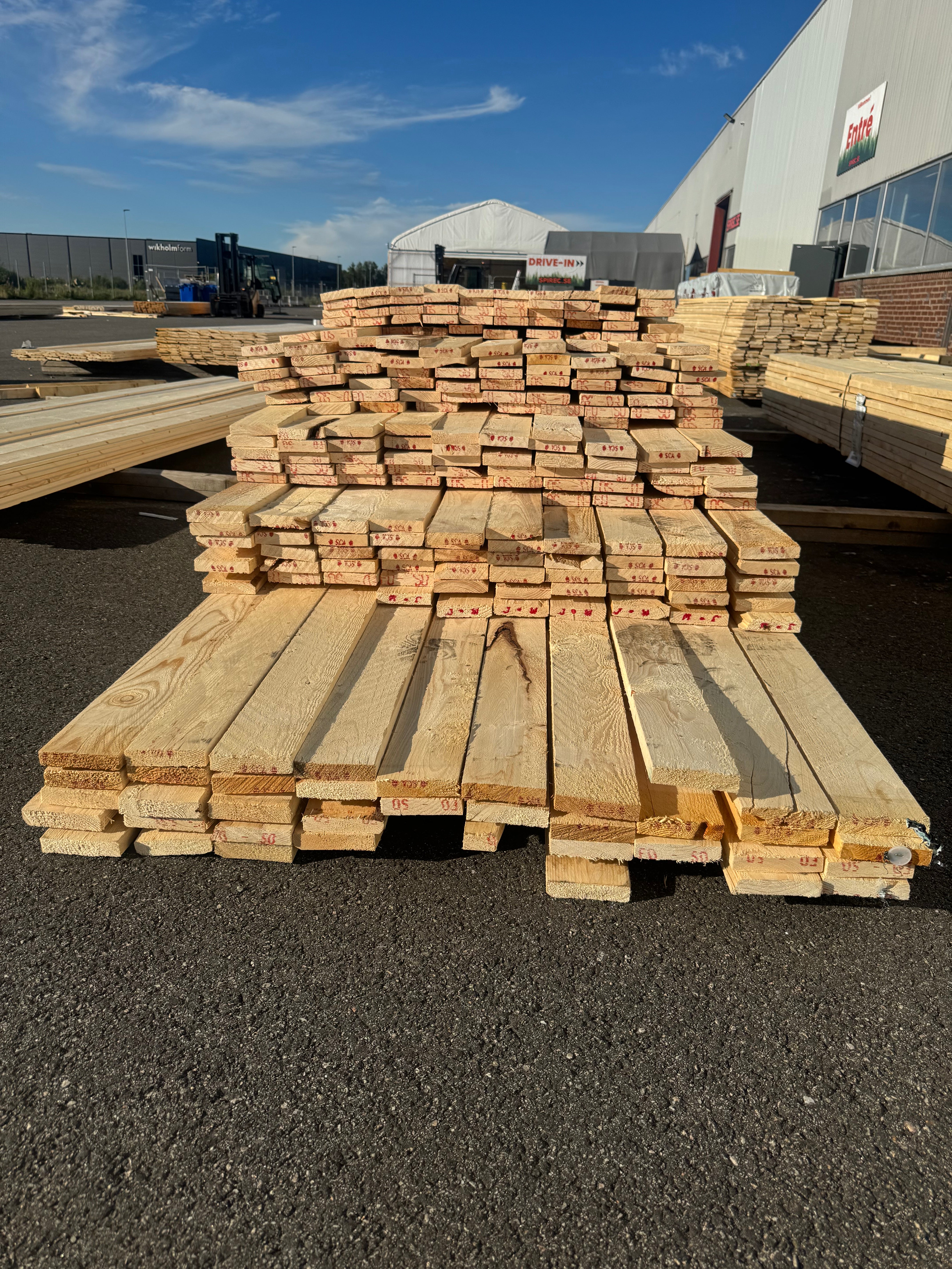 Paket Brädor 22x100 – 260st – Ohyvlade