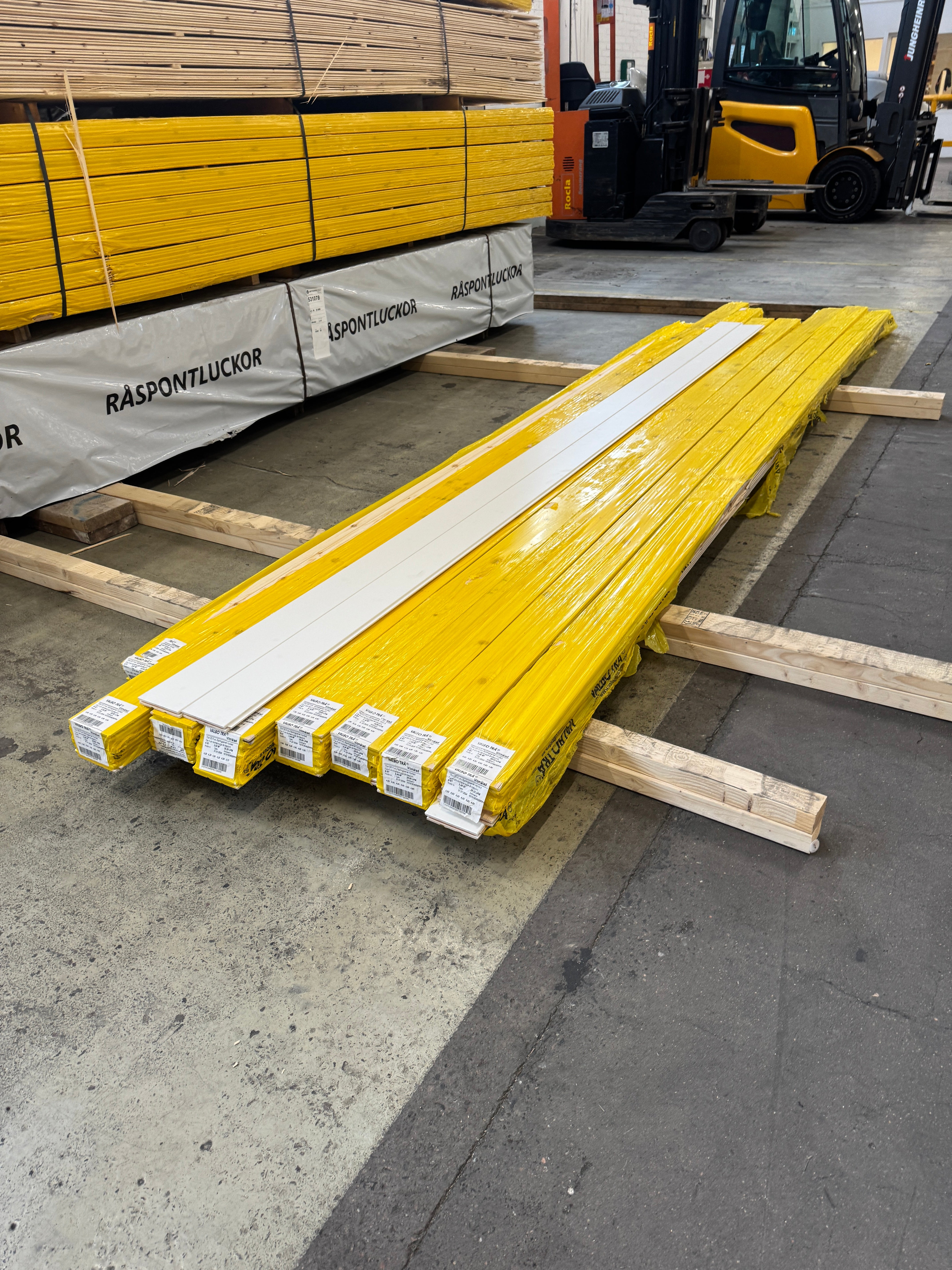 Paket Innerpanel 15x120mm – 8 pkt (3,90–4,76 m, furu, vitmålad)