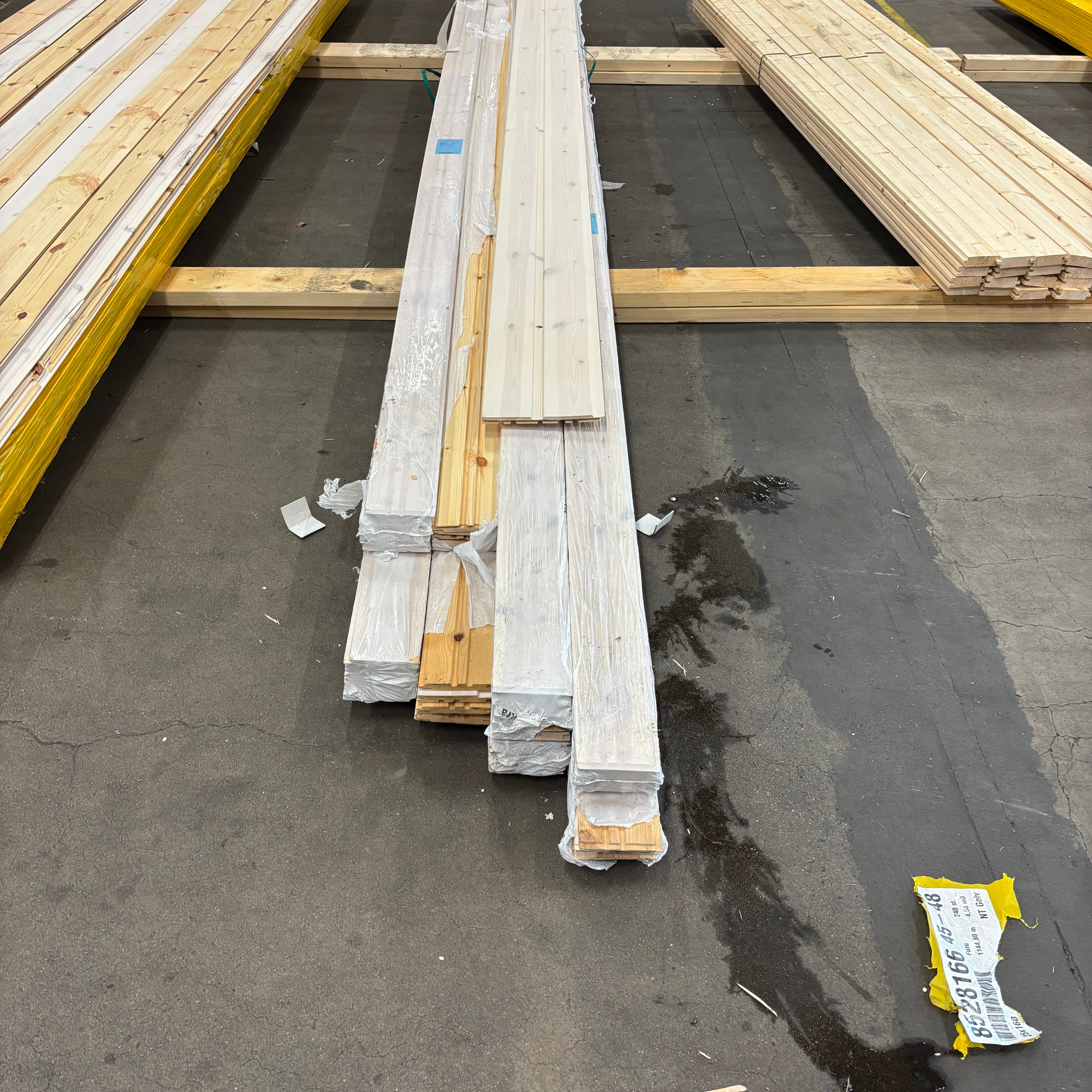 Paket Spårpanel 15x120mm – 48 st (3,90 m, furu, vitvax)