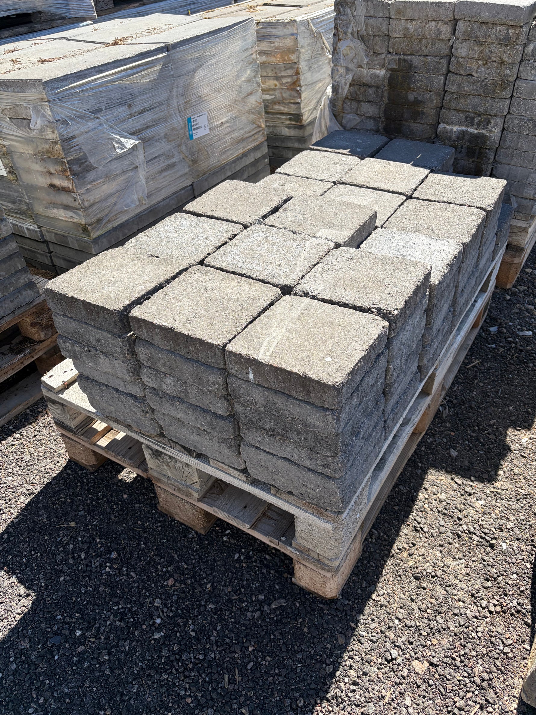 Rustik Marksten 200x200x50mm Antracit (Säljs per styck)