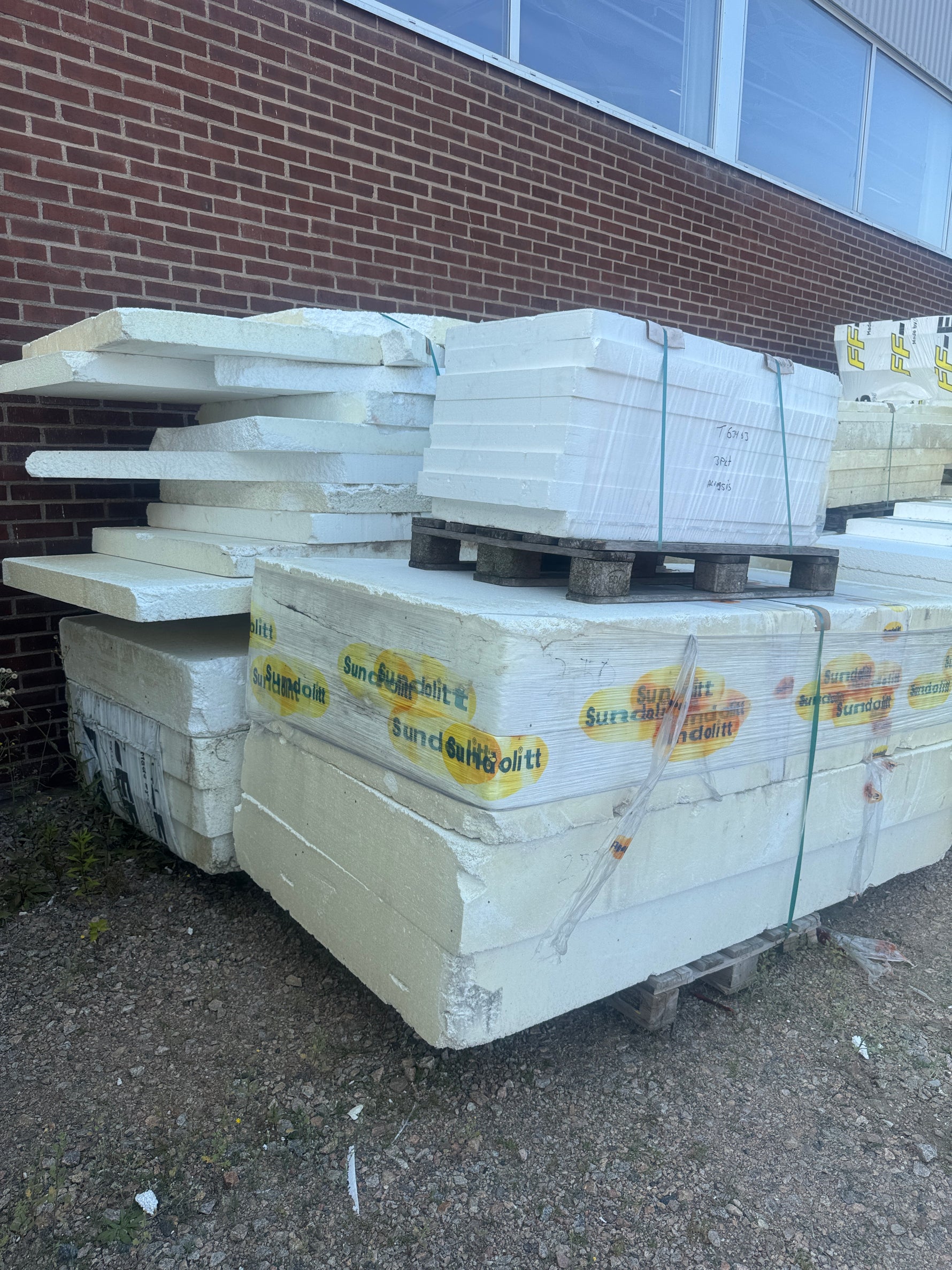 Stort blandparti Cellplast – Blandade mått och tjocklekar