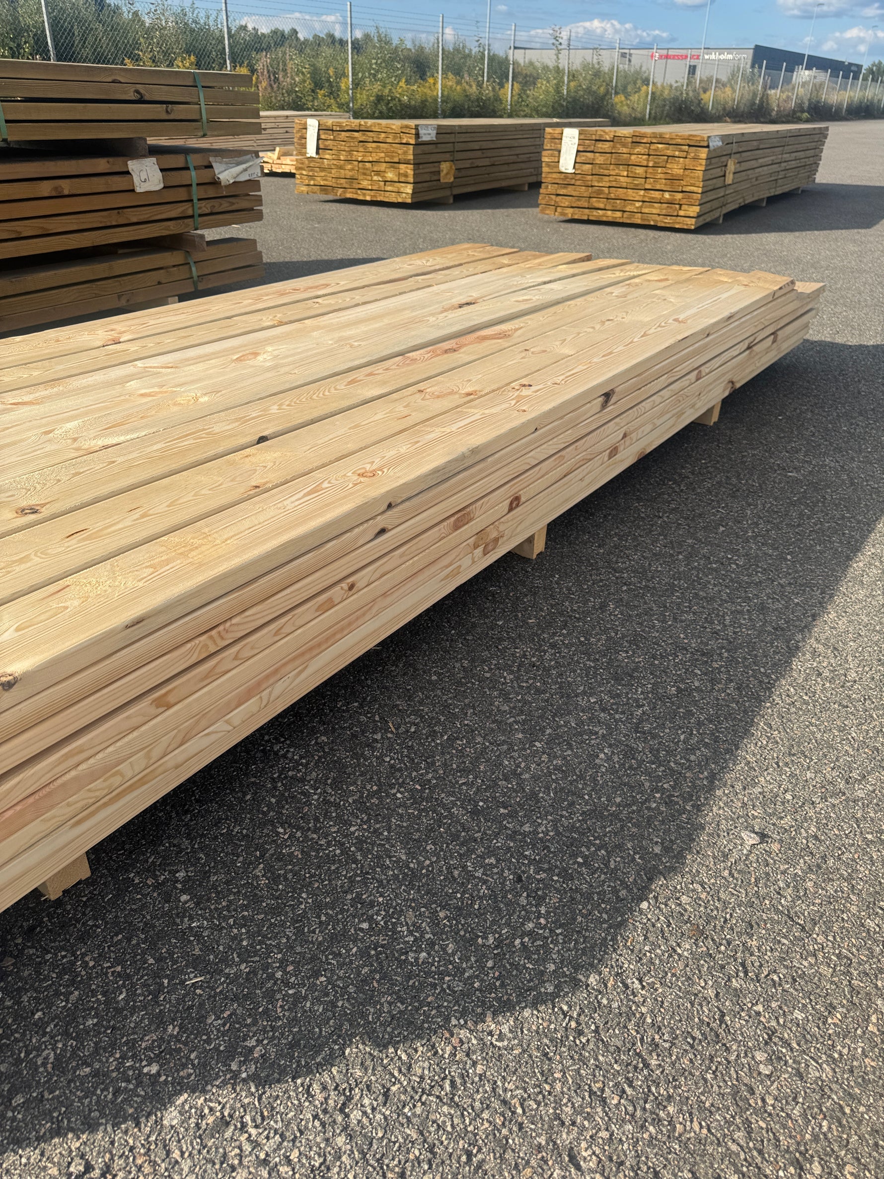 Paket Hyvlad 28x120 – 71st – 2.70–3.00 m – ANDRASORTERING
