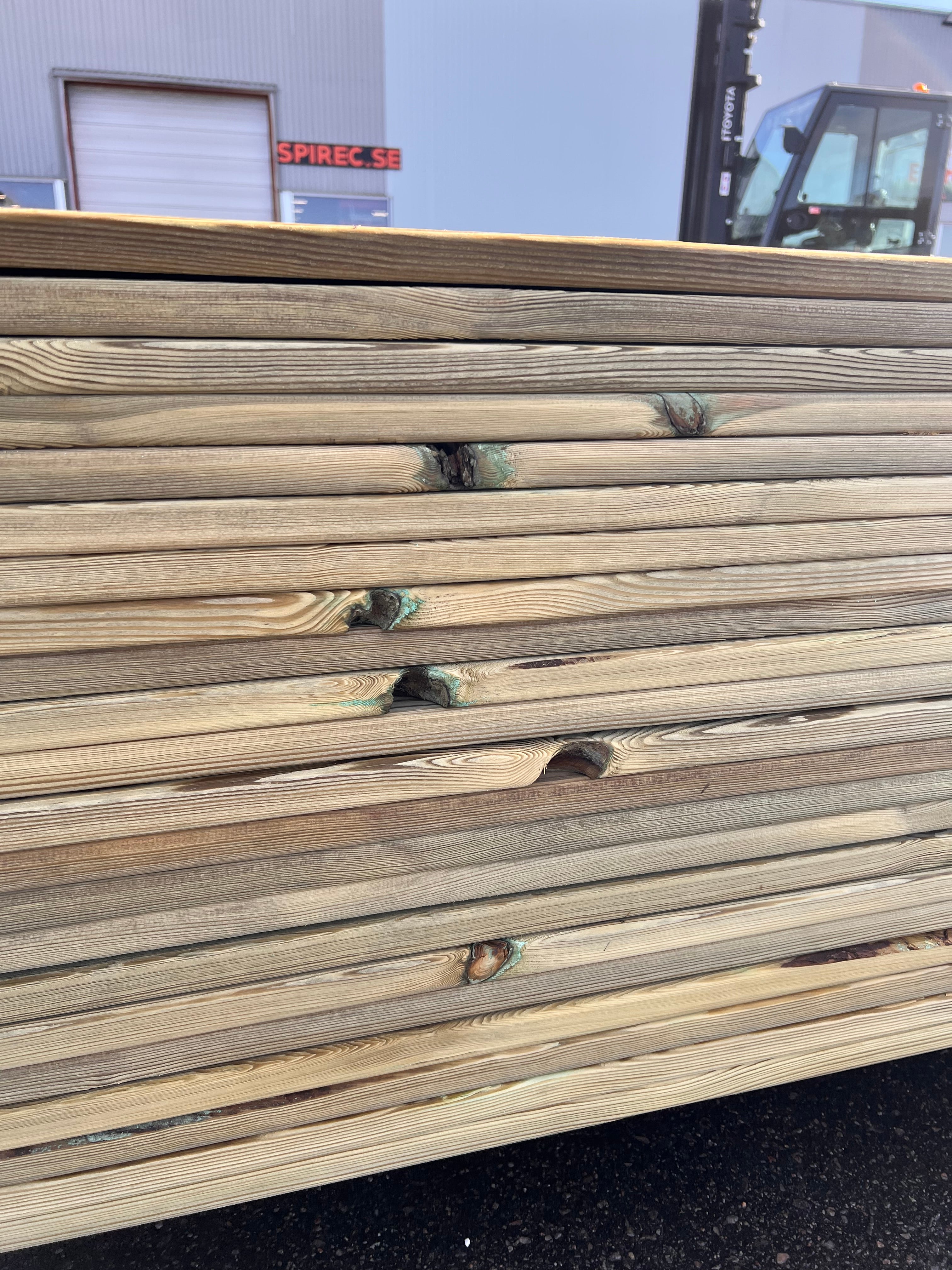 Tryckimpregnerad Trall 22x95 – 220 st 4,50m (B-sortering)