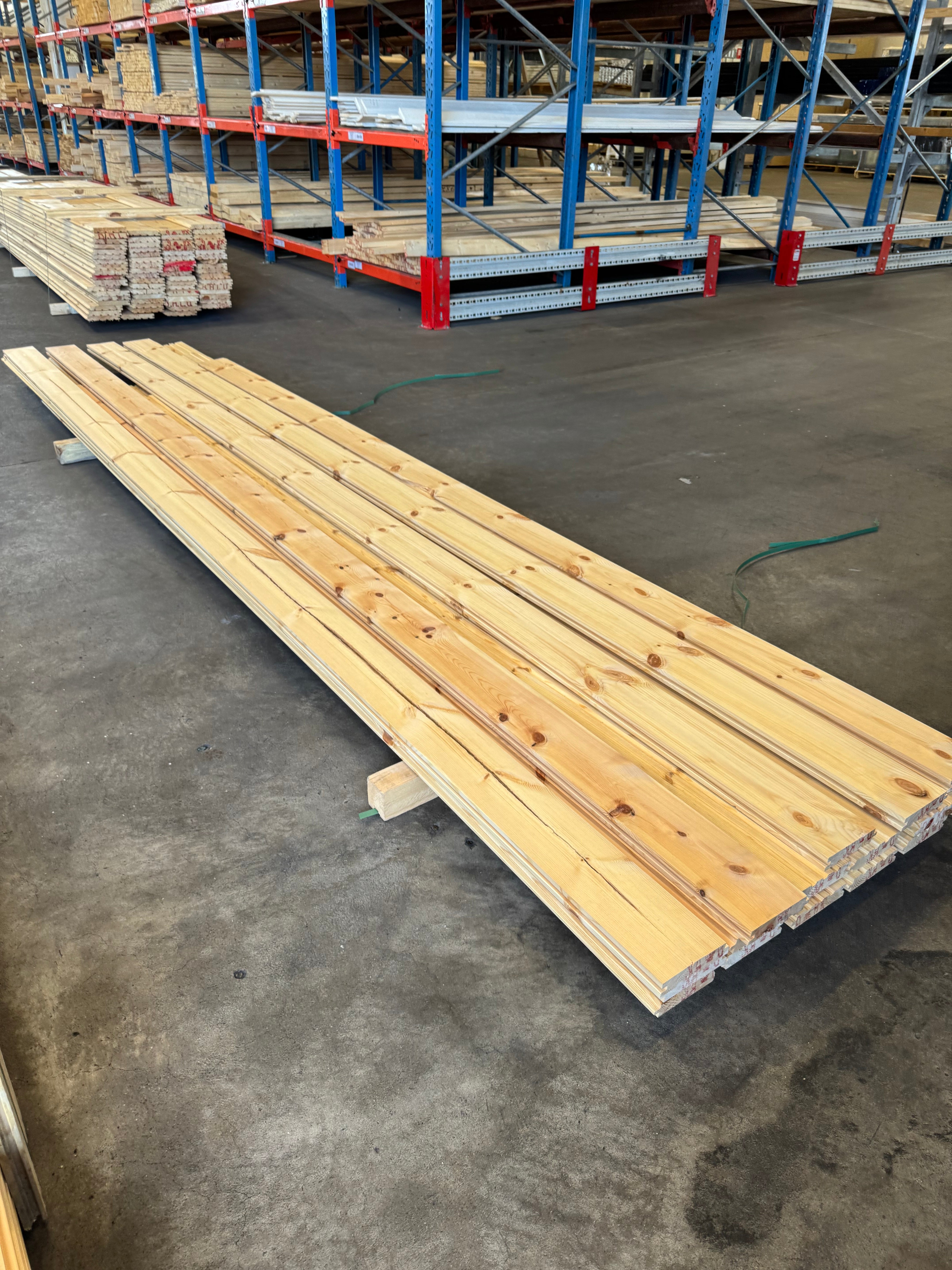 Paket Golv 30x120 – UTSORTERAT Paket – 17st (obehandlad furu)