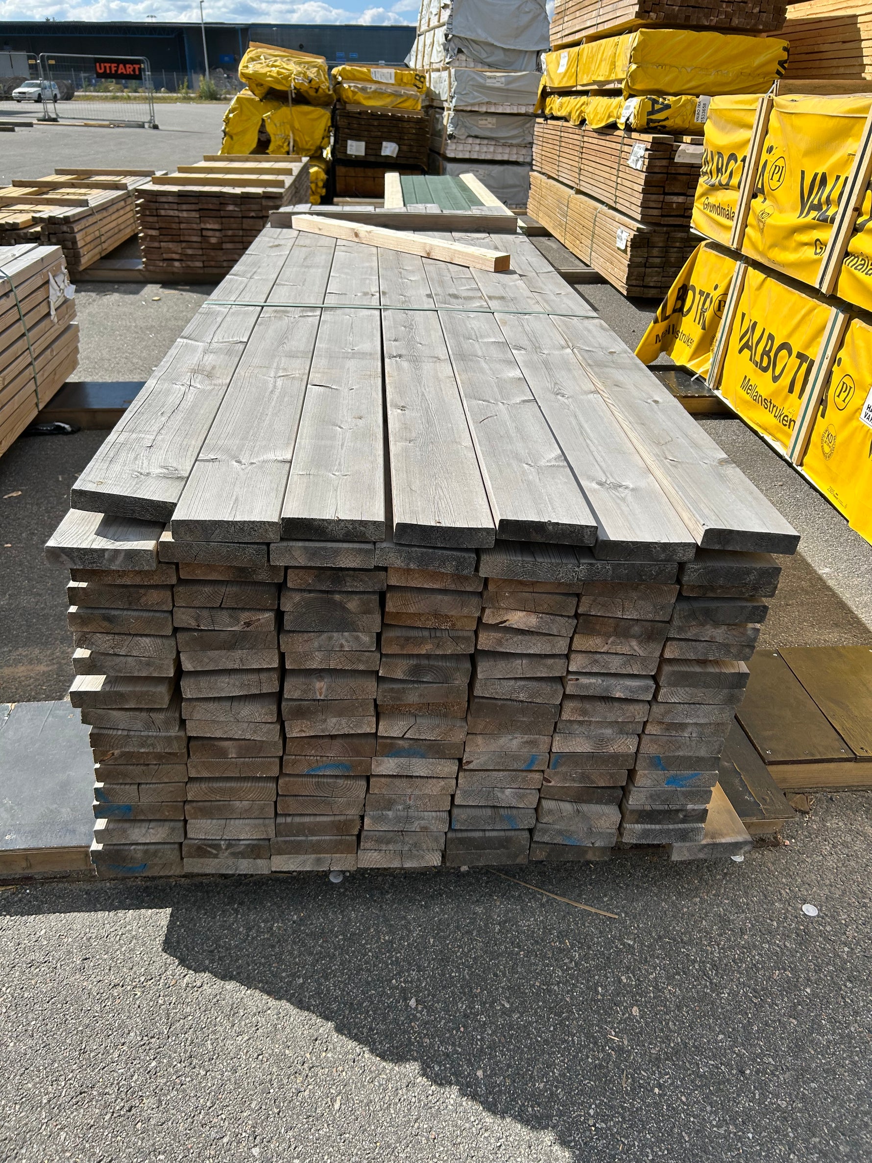 Paket Tryckimpregnerad Trall 34x145mm 3,30m 119st Furu (Väderbitet)