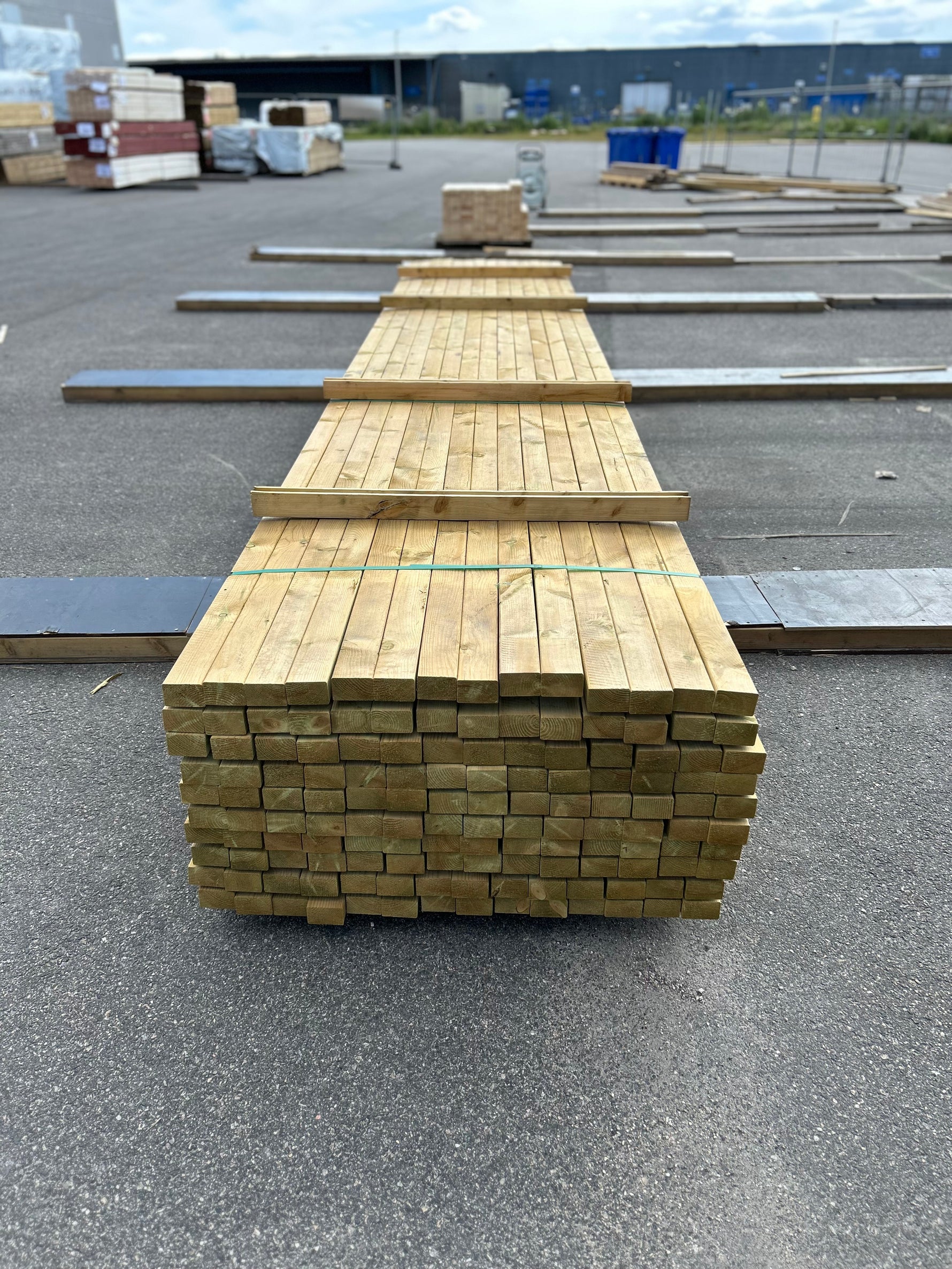 Paket Tryckimpregnerade Reglar 45x70mm Fingerskarvade 5,40m 140st