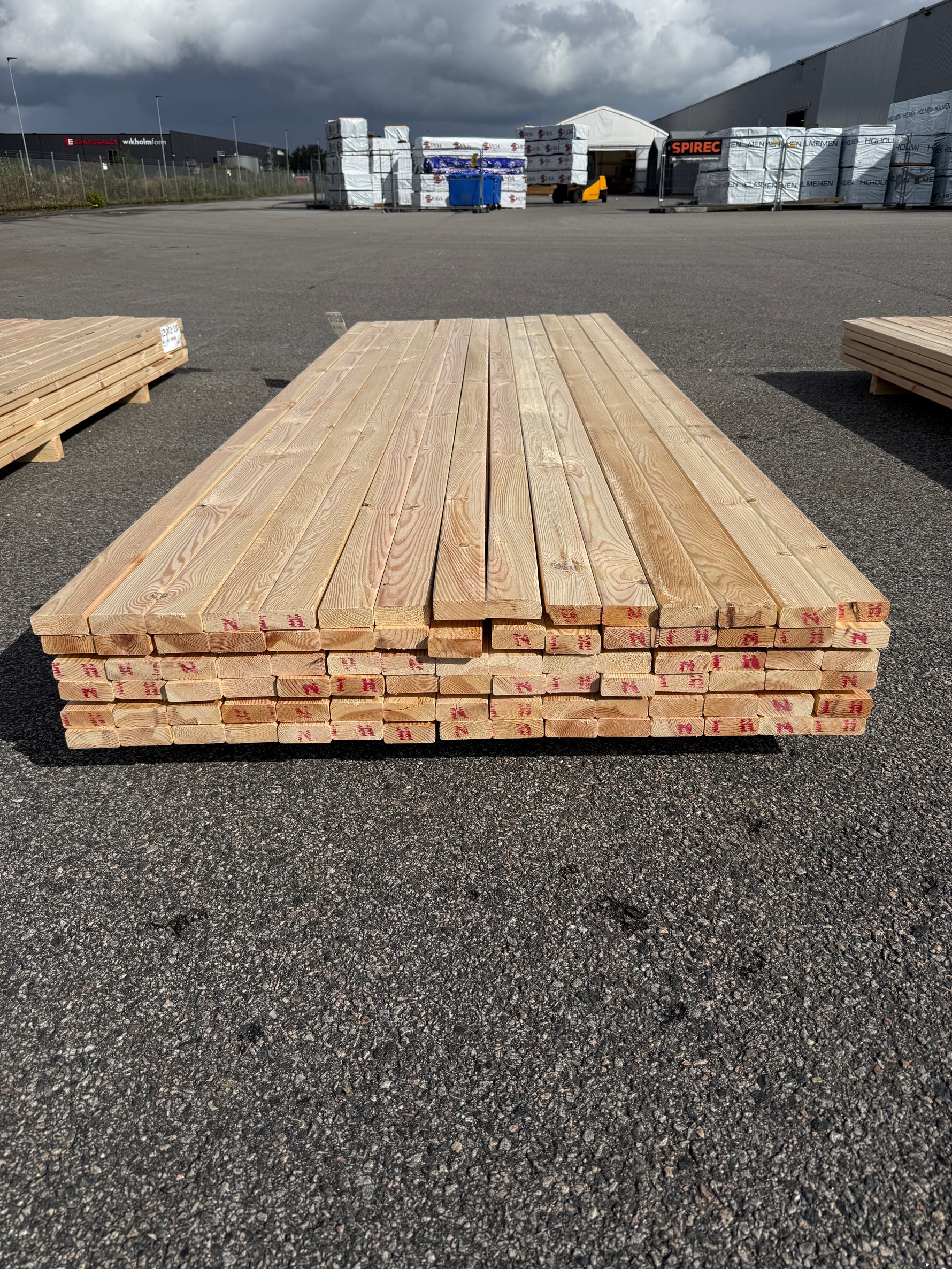 Paket Glespanel 28x70 mm – 3,00 m Furu 90 st