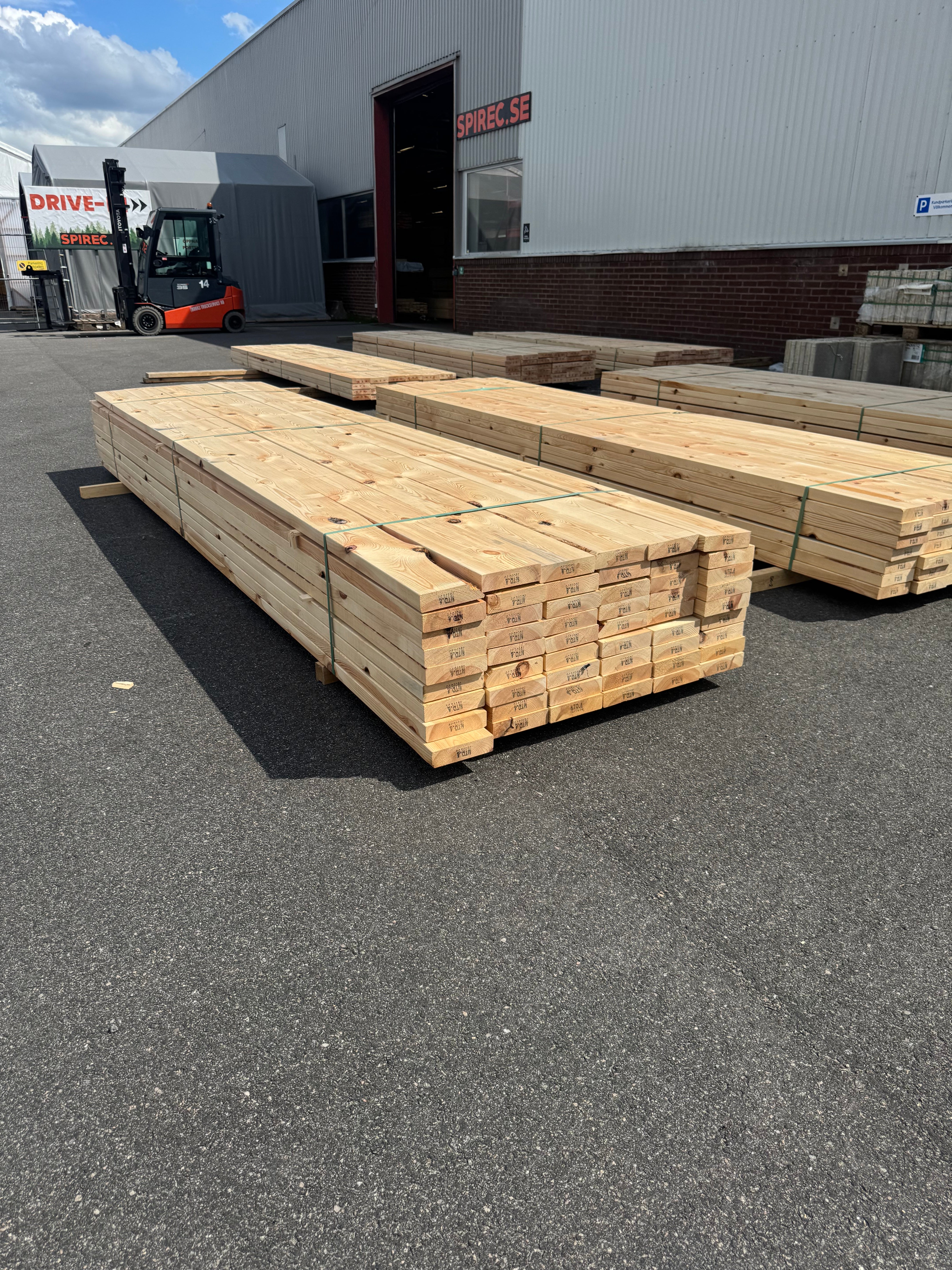 Paket Reglar 45x170 – 54 st (4,20 m, furu)