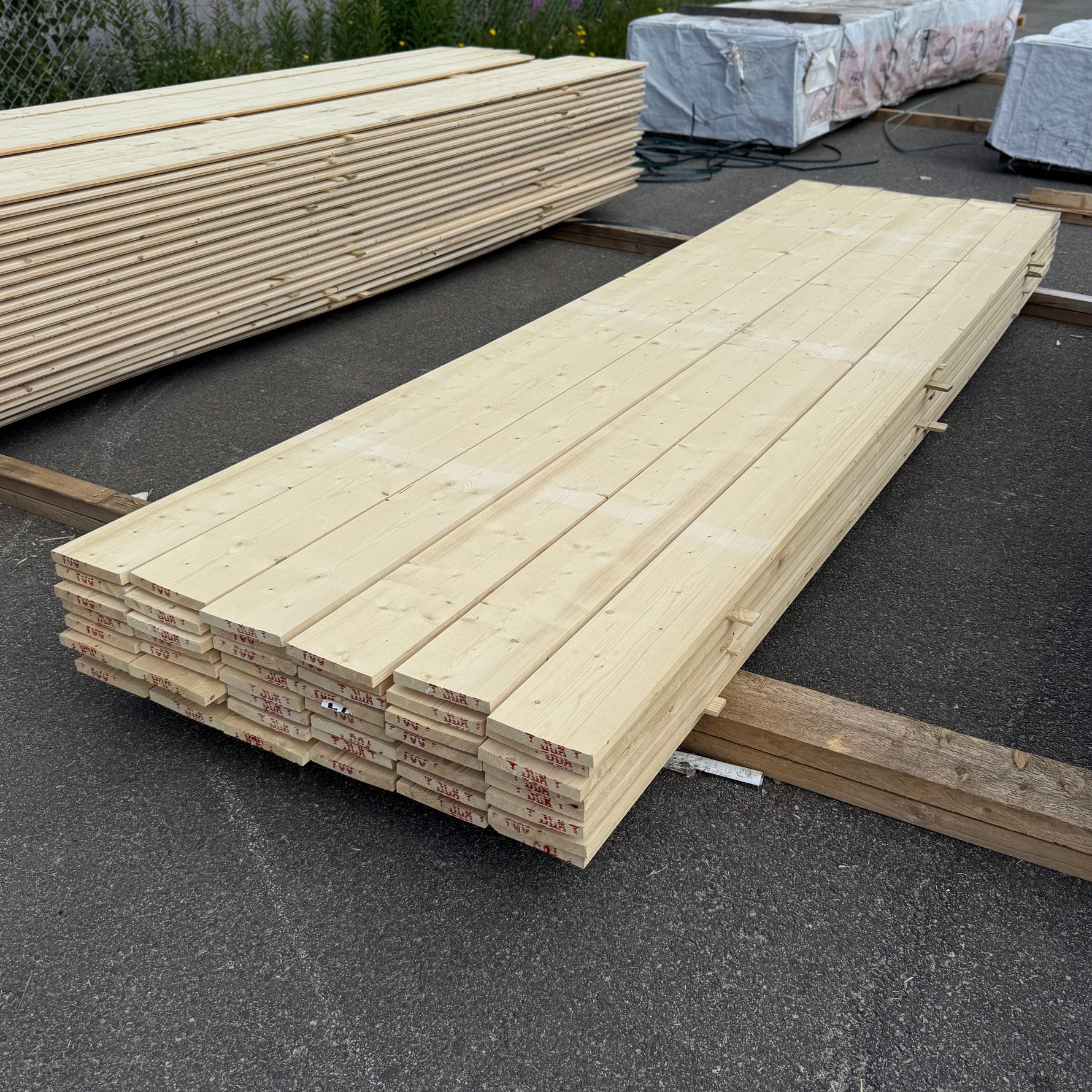 Paket Finsågade Brädor 22x170mm  3.60m 48st