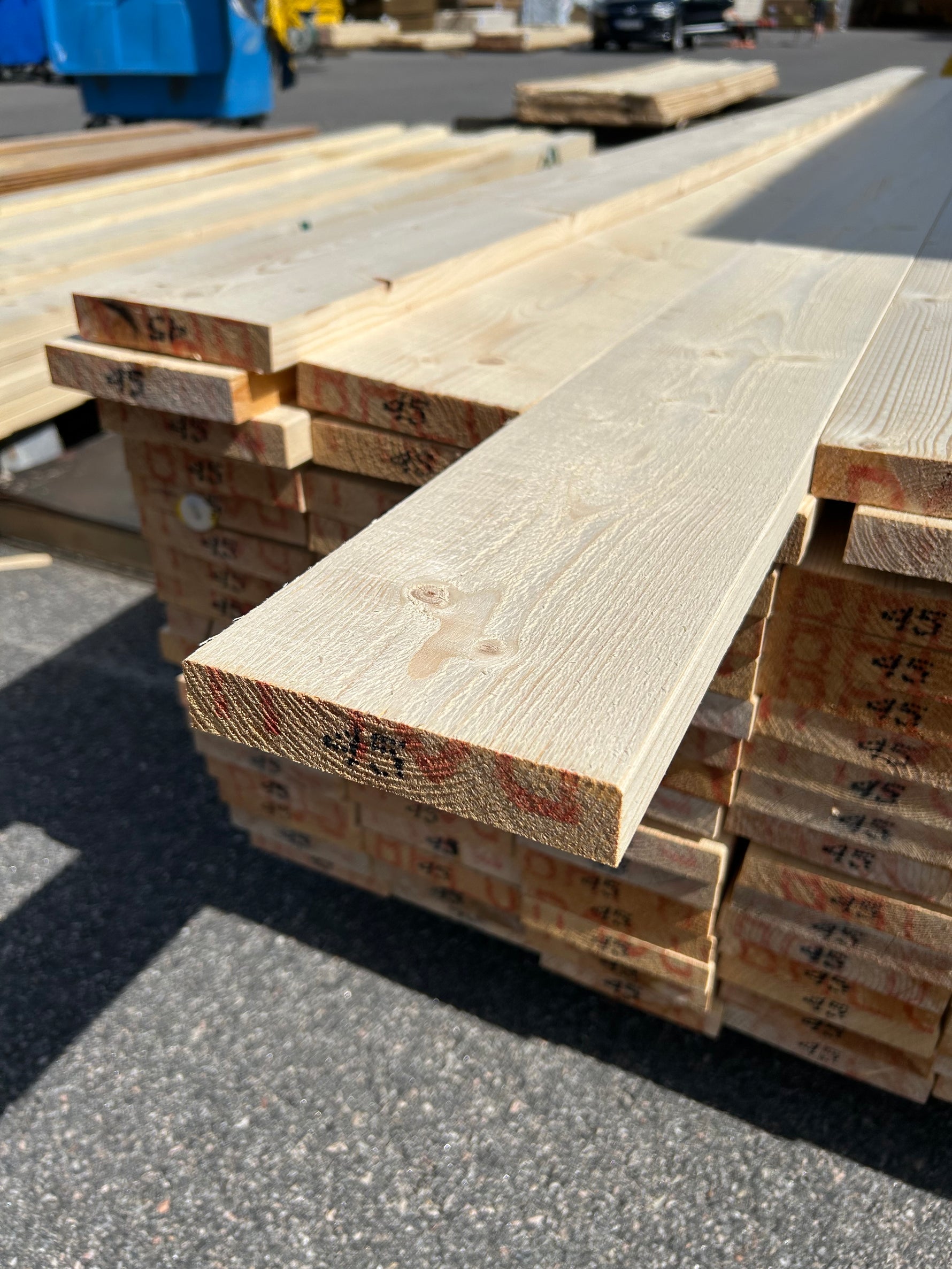 Paket Finsågade Brädor 28x145mm 4.50m 114st Obehandlad