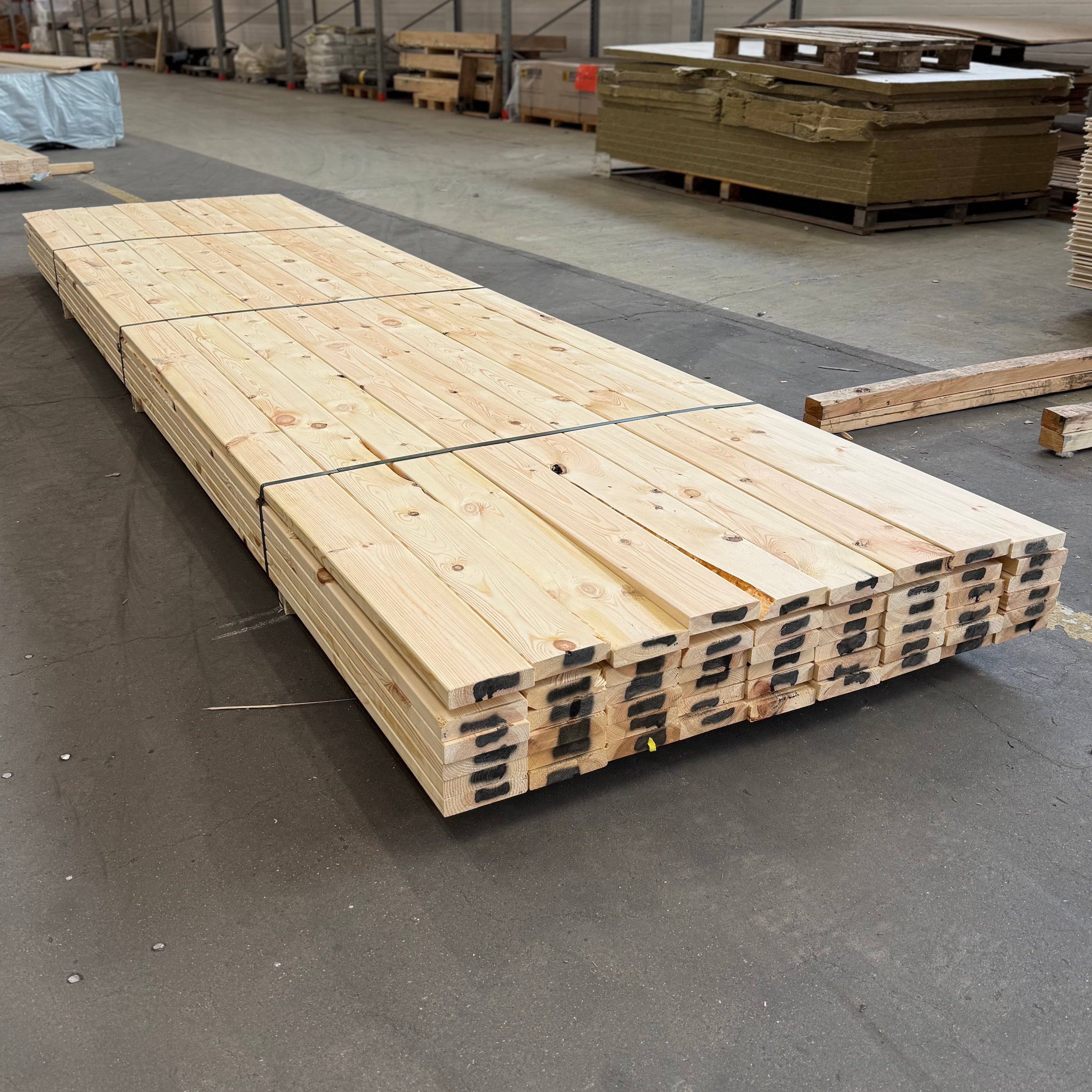 Paket Hyvlade Brädor 28x120mm 4.20m- 54st (Furu) B- sortering